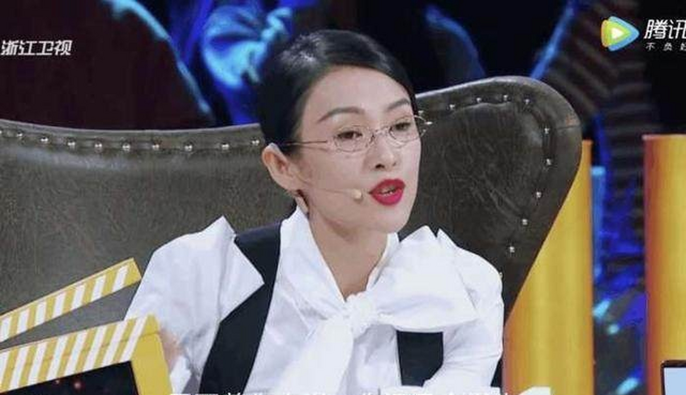 人长得帅,歌曲唱的也好,章子怡对他大批一顿,可是王俊凯狂怼章子怡这