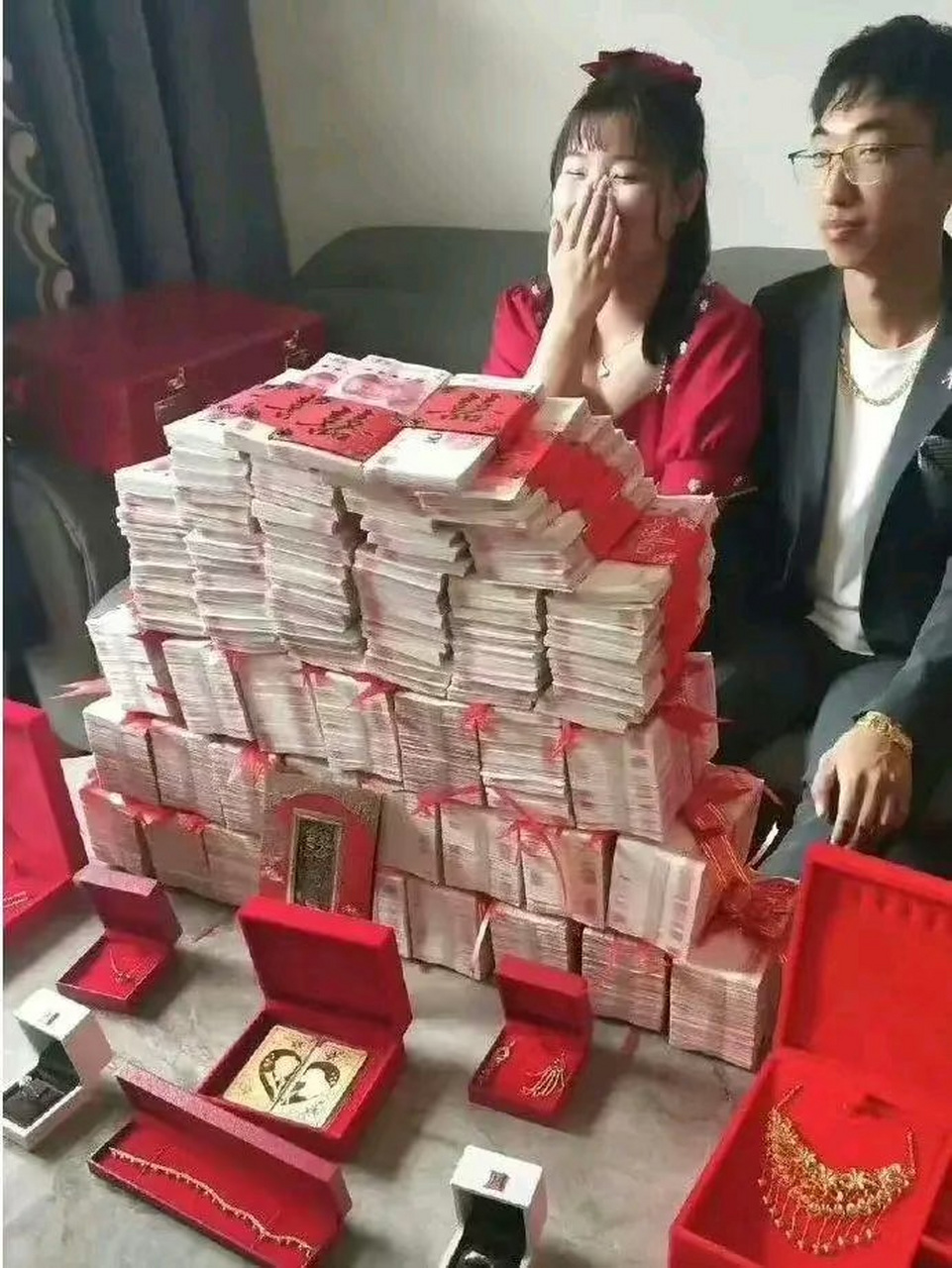 这样的彩礼,新娘开心哭了