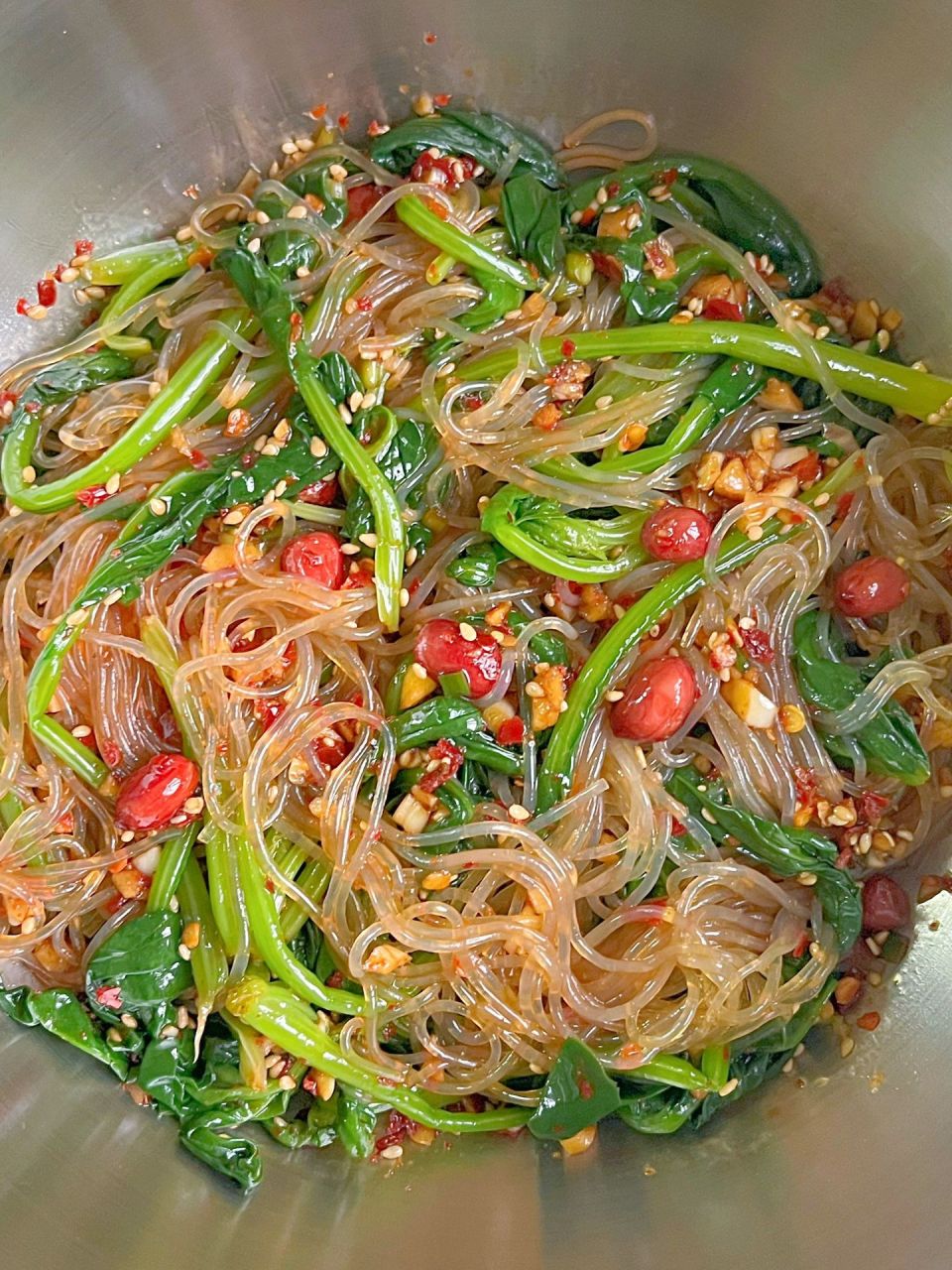 简单快手的凉拌菜菠菜凉拌粉丝,万能凉拌酱汁!这样组合!好吃到哭!