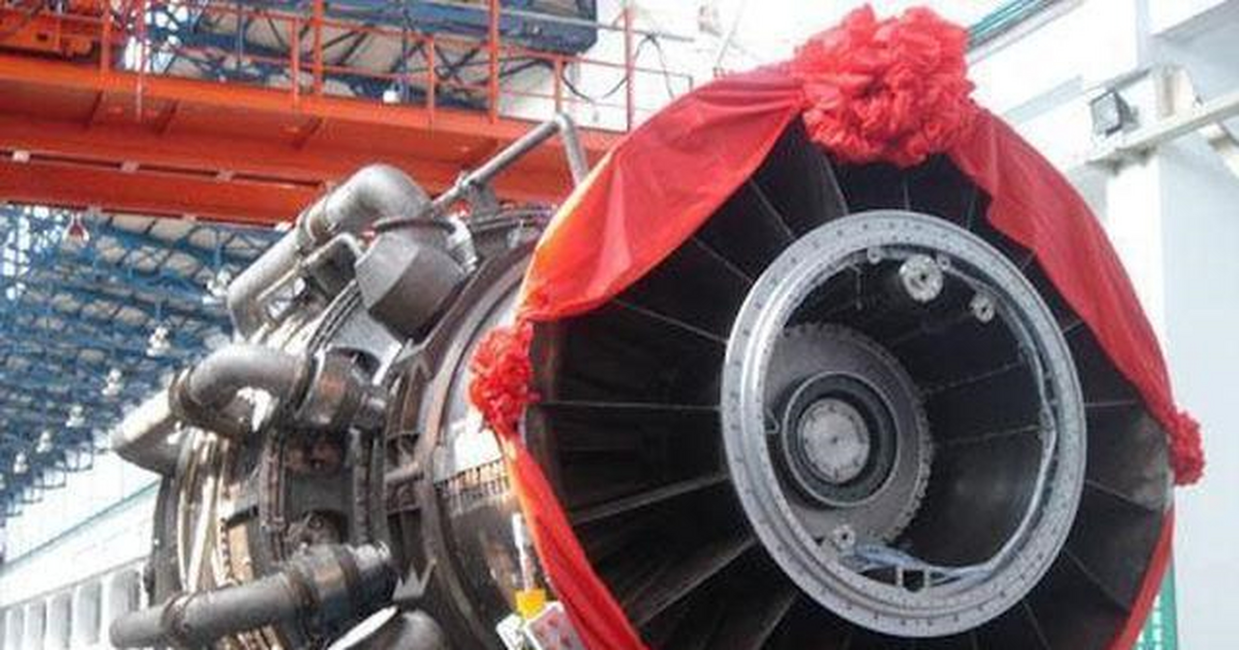 图1 西方标准舰艇动力装置-lm2500燃气轮机[70周年] 随着技术的不断