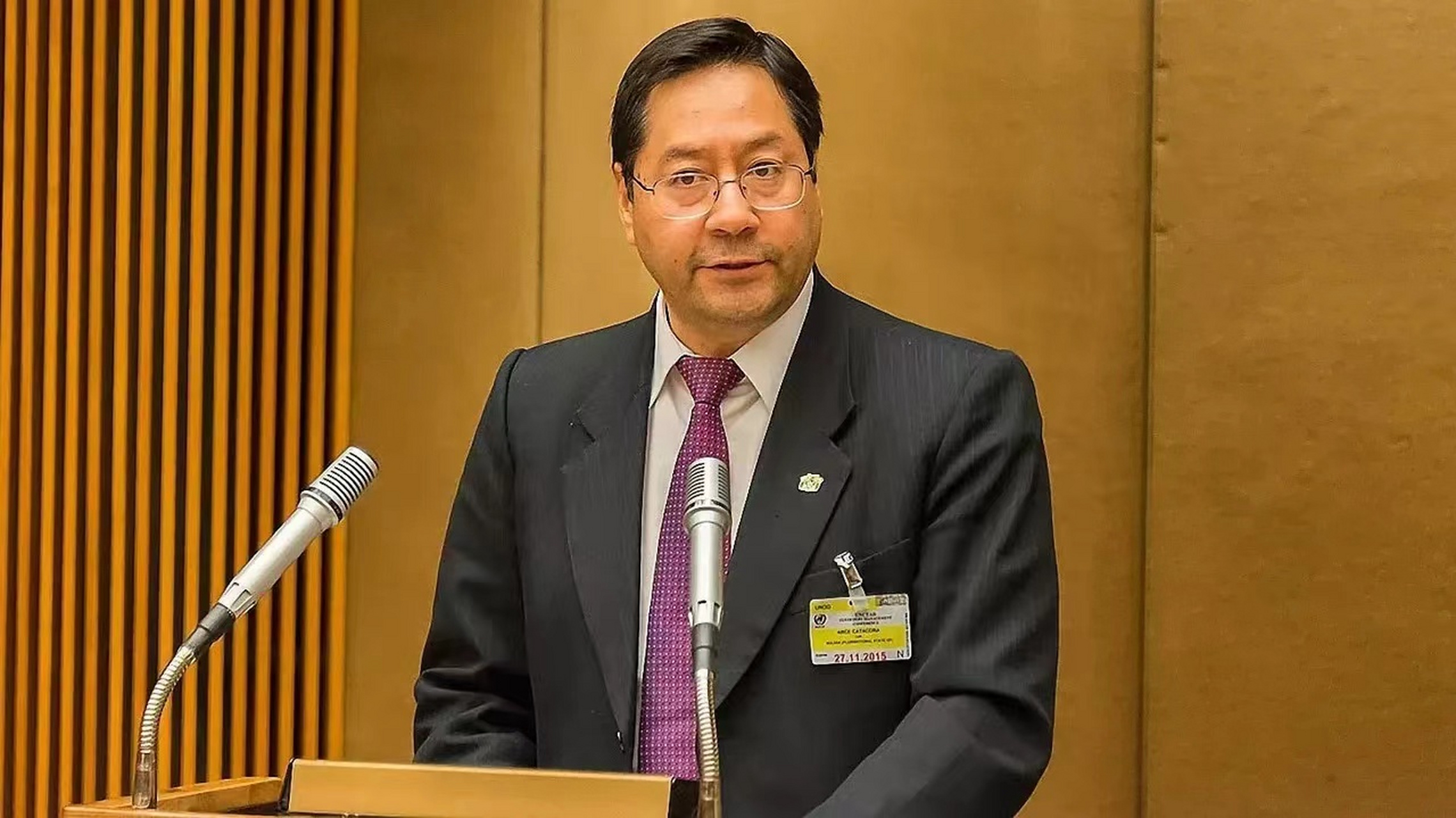 11月9日,玻利维亚总统路易斯67阿尔塞独具洞察力地指出,西方经济