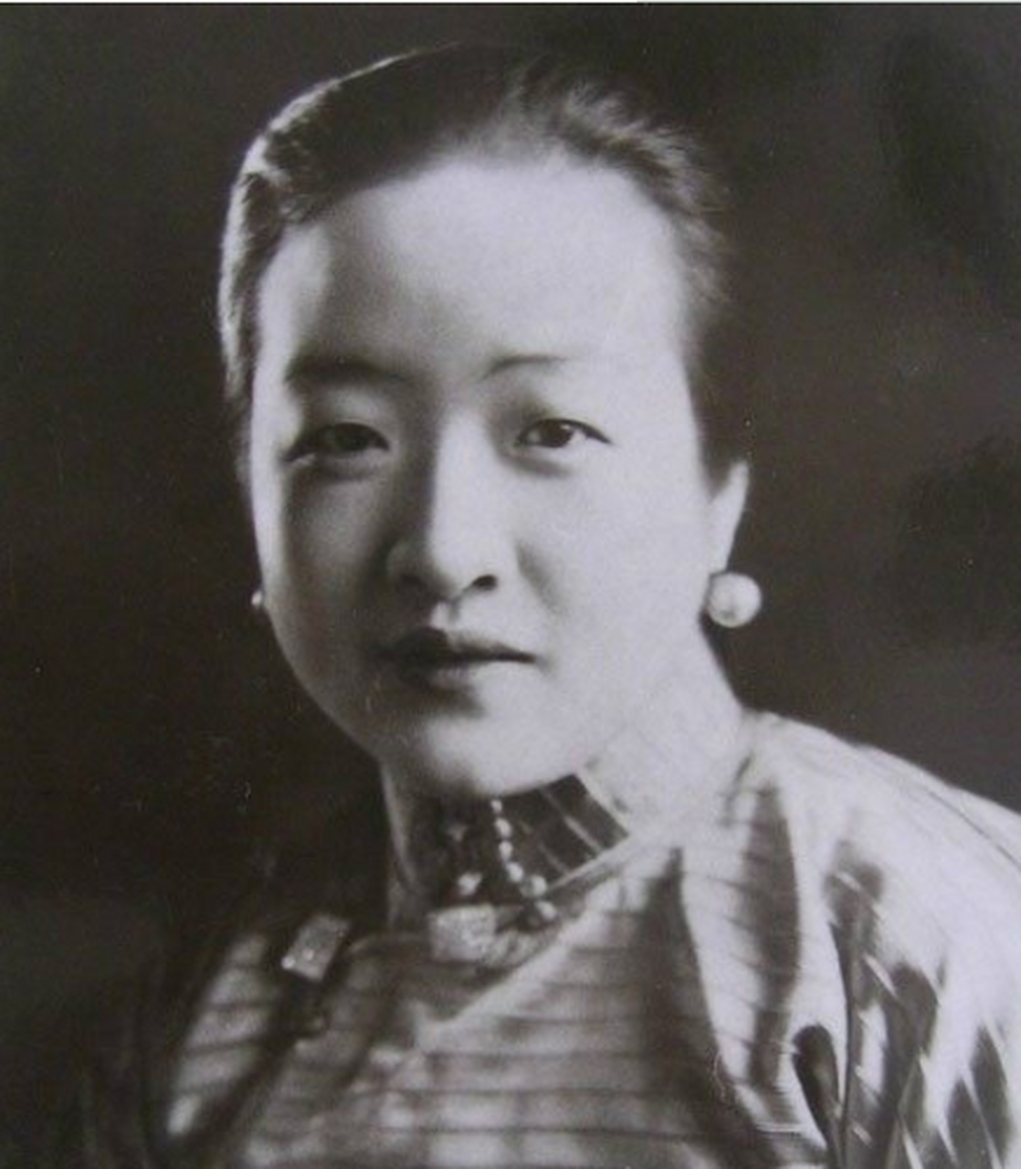 1923年,宋子文想带中国实业之父盛宣怀的七女儿私奔,可没想到接连等了