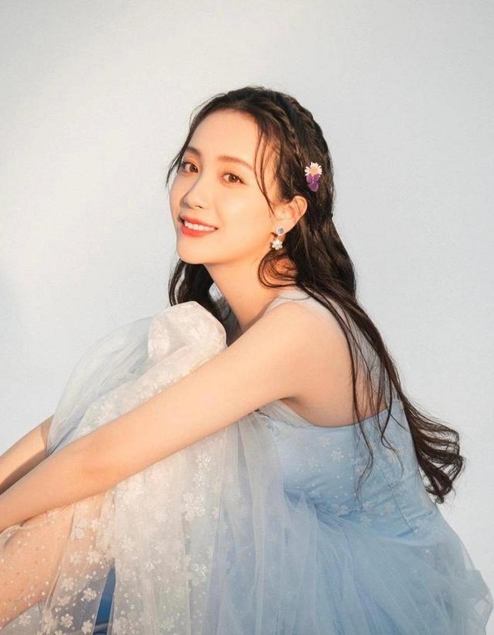 刘佳榆花容月貌,纯洁唯美太耐看!