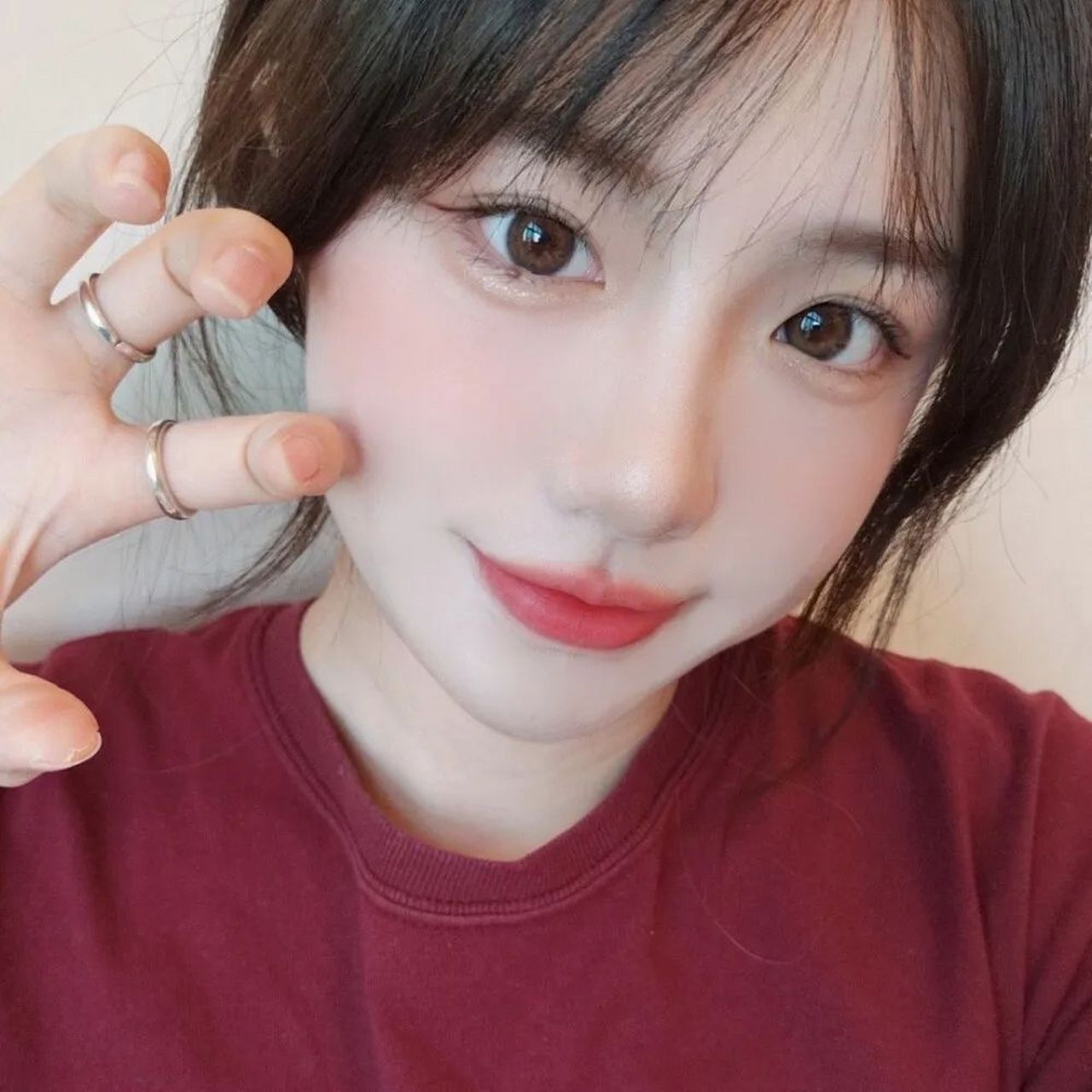 好看的女生头像~  "干掉标准答案你就是标准答案.