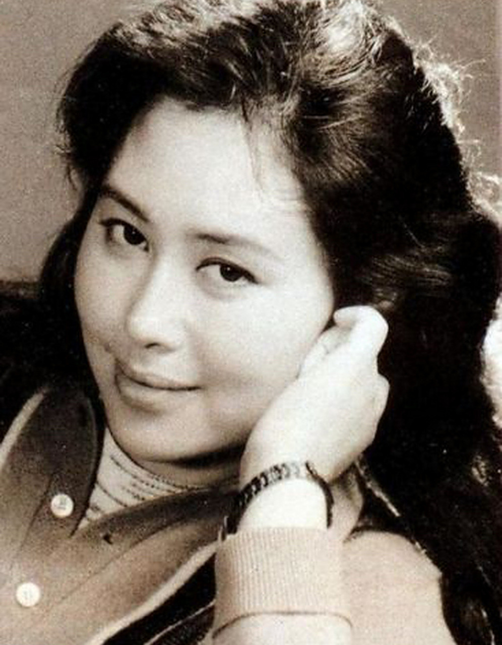 年轻时候的斯琴高娃也是一个大美人!