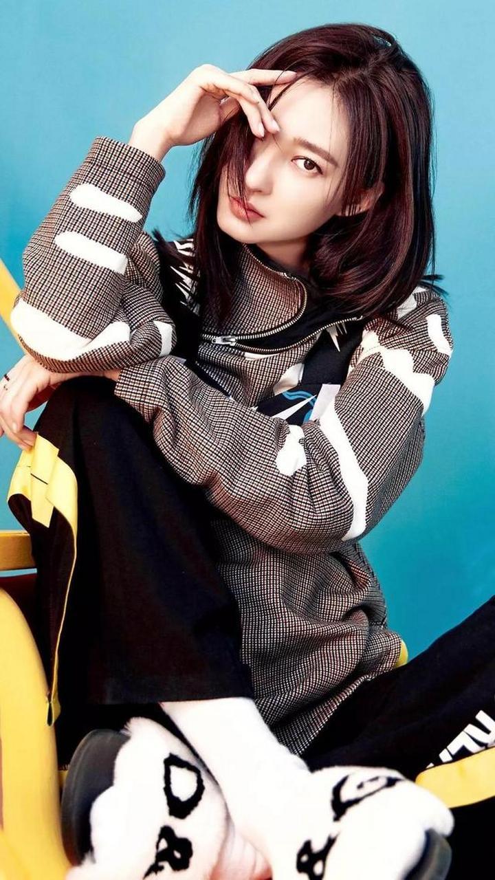 王丽坤长相清纯,窈窕无双,好有少女心