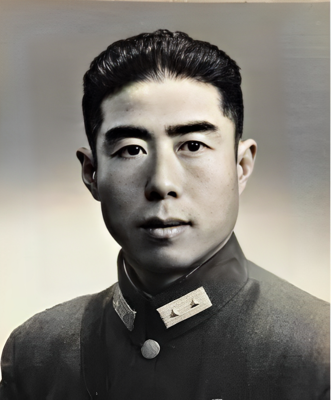 他叫王凌云,是一位抗日名将,却被妻子亲手送进监狱关了11年.