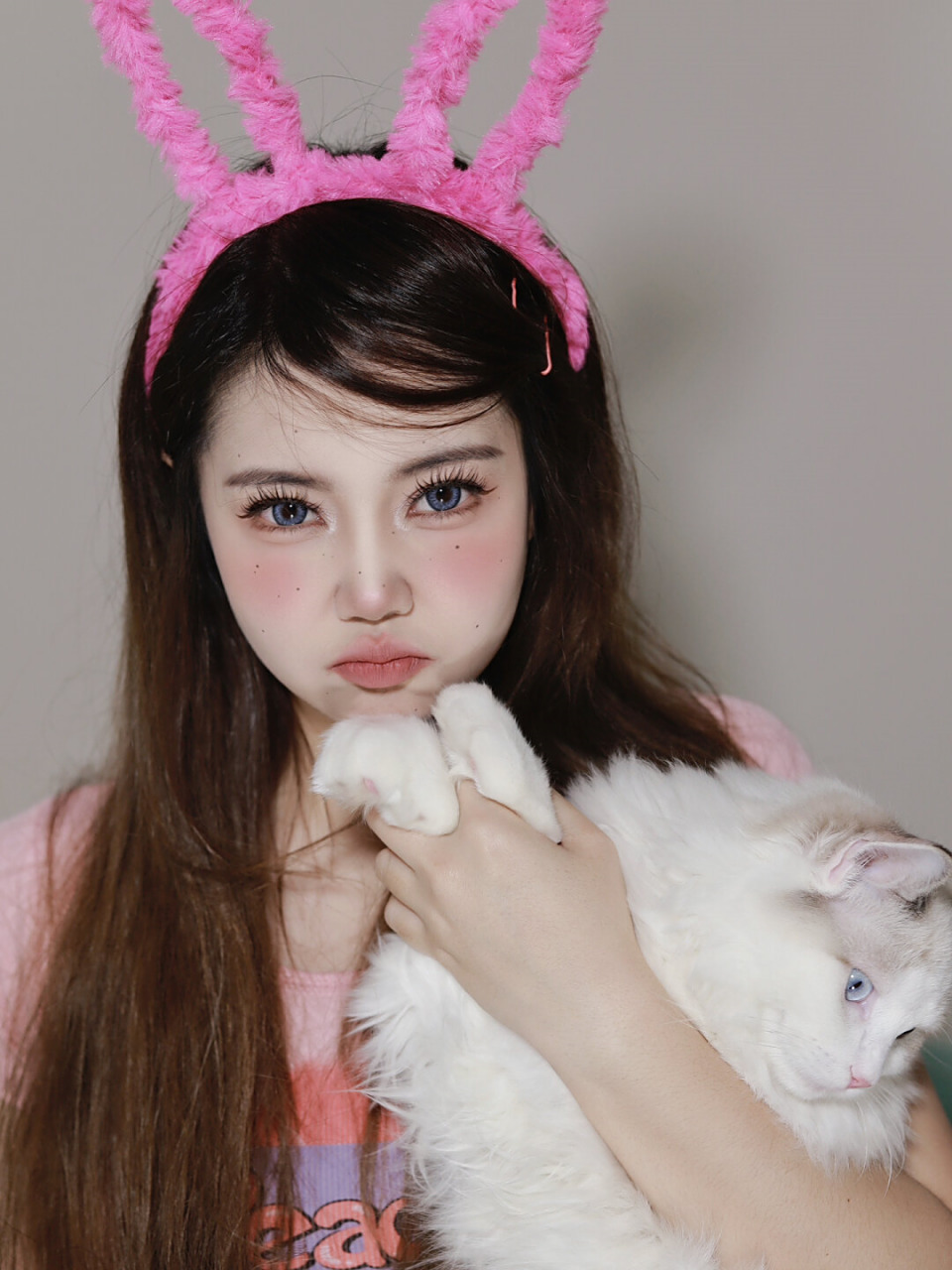 粉嫩嫩的新年兔兔妆  甜妹必备妆容  这个可可爱爱的软萌兔系妆容,以