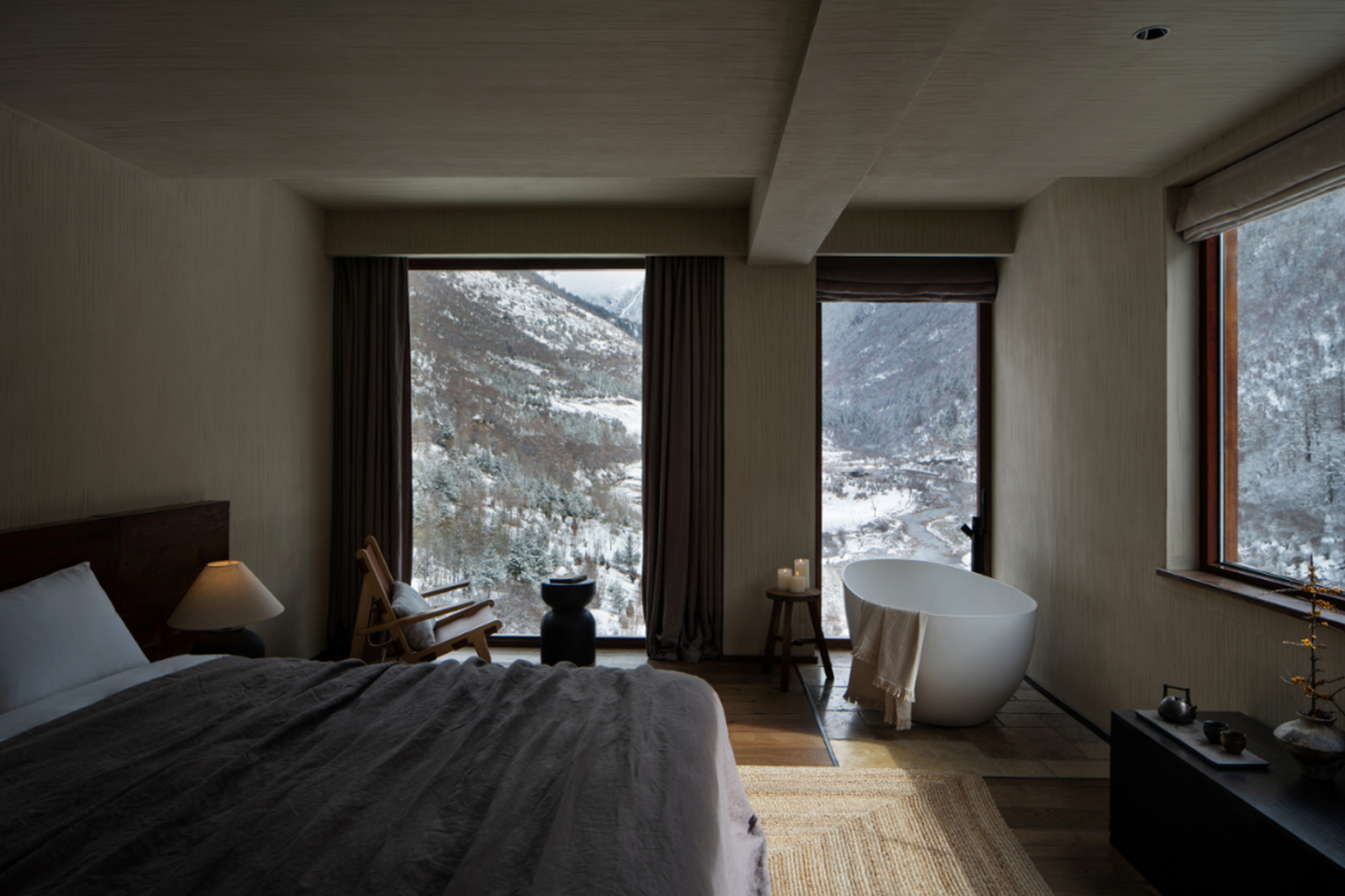 隐匿于四姑娘山的精品民宿,这里最接近自然,也最接近嘉绒藏族的日常