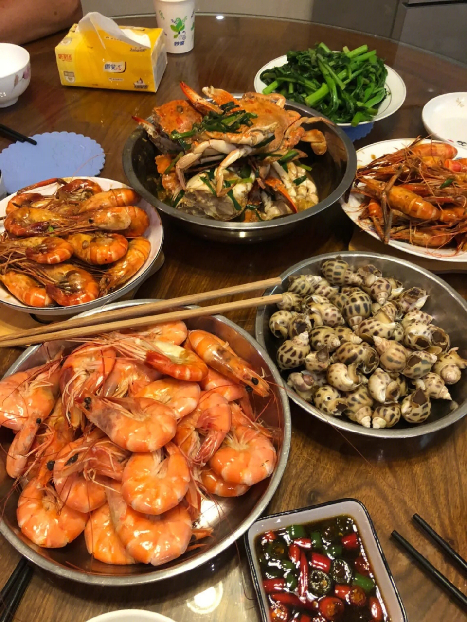 图一,广东朋友请客吃饭 图二,广西朋友请客吃饭 图三,浙江朋友请客