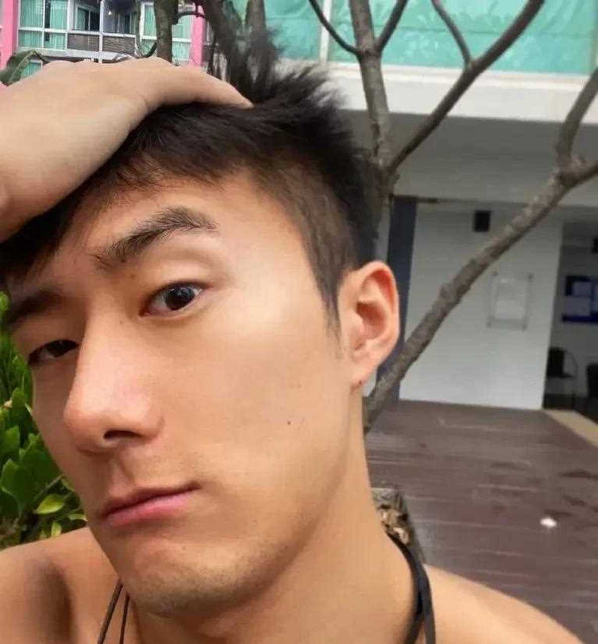 天下帅哥千百种,可爱和帅选哪种呢?