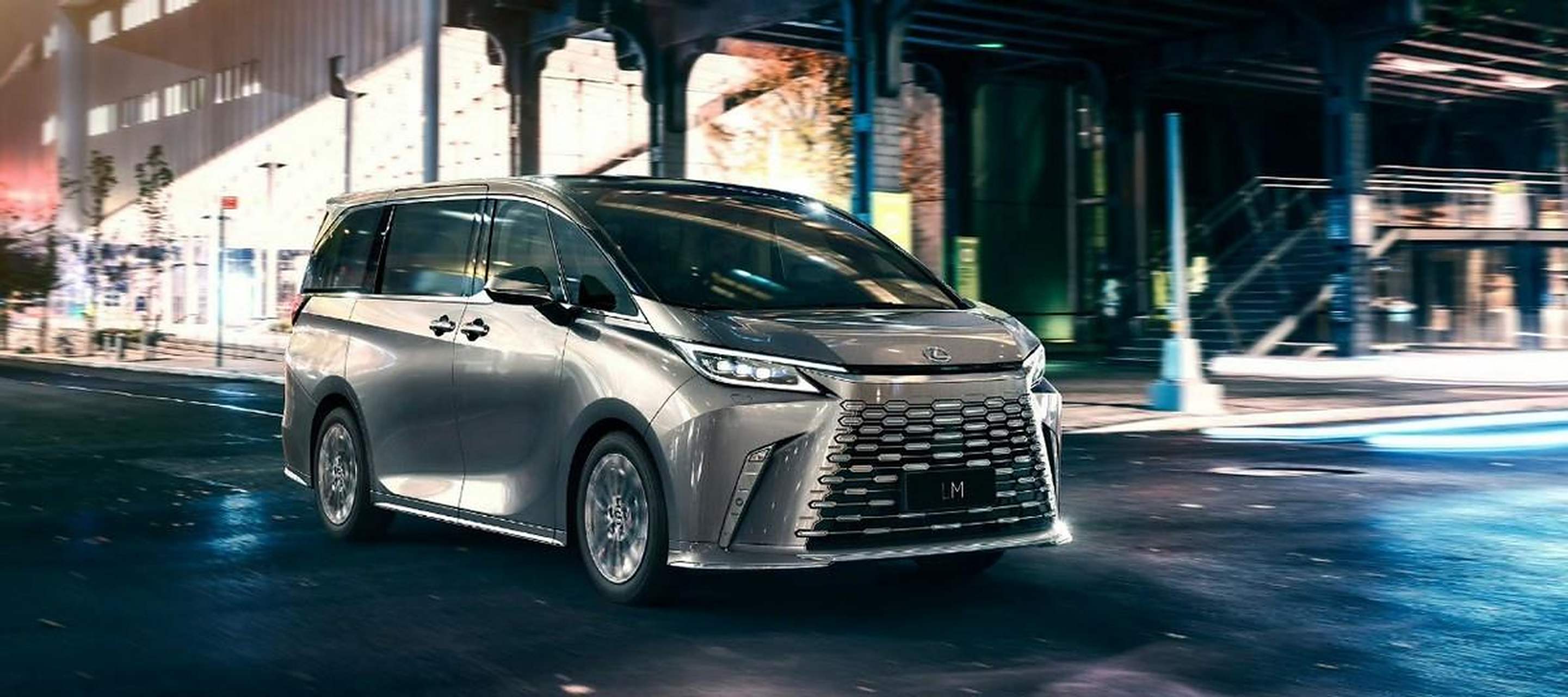 新一代雷克萨斯lm官图,气质是在线的 会卖多少?加价加多少?