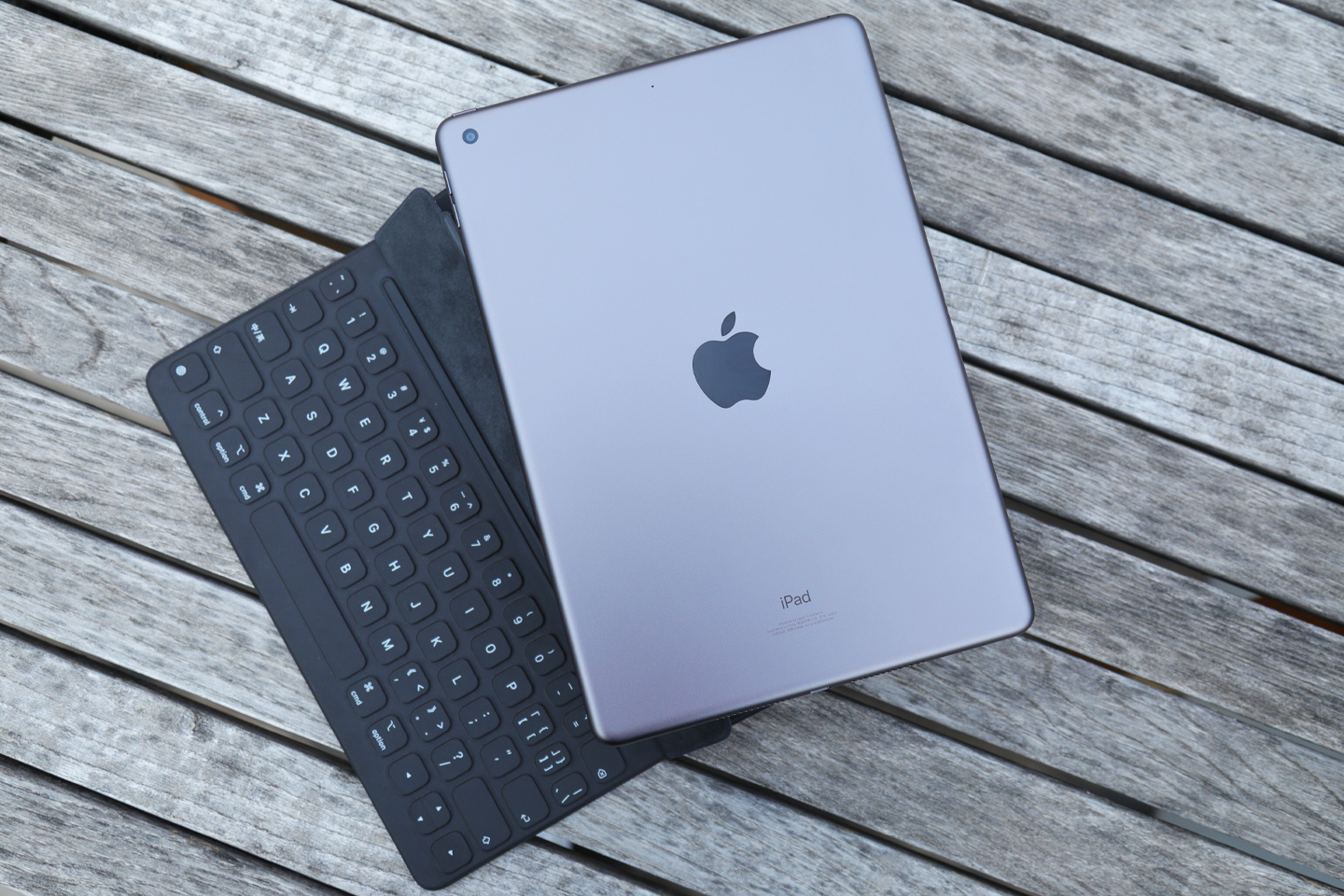 今天我要给大家分享一款神器,那就是ipad 9代!
