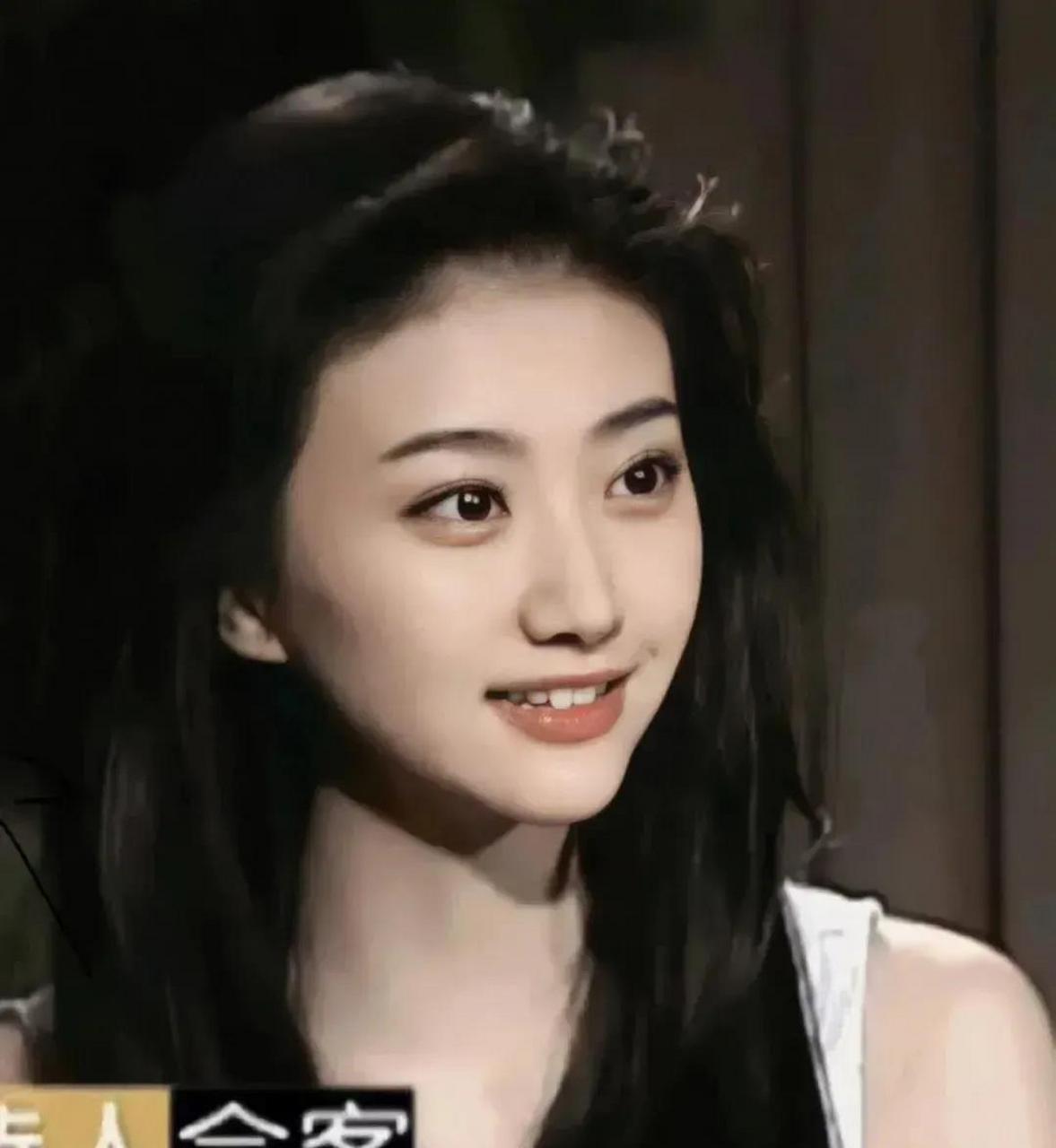 景甜可是一个和张柏芝同框都没被比下去的人啊