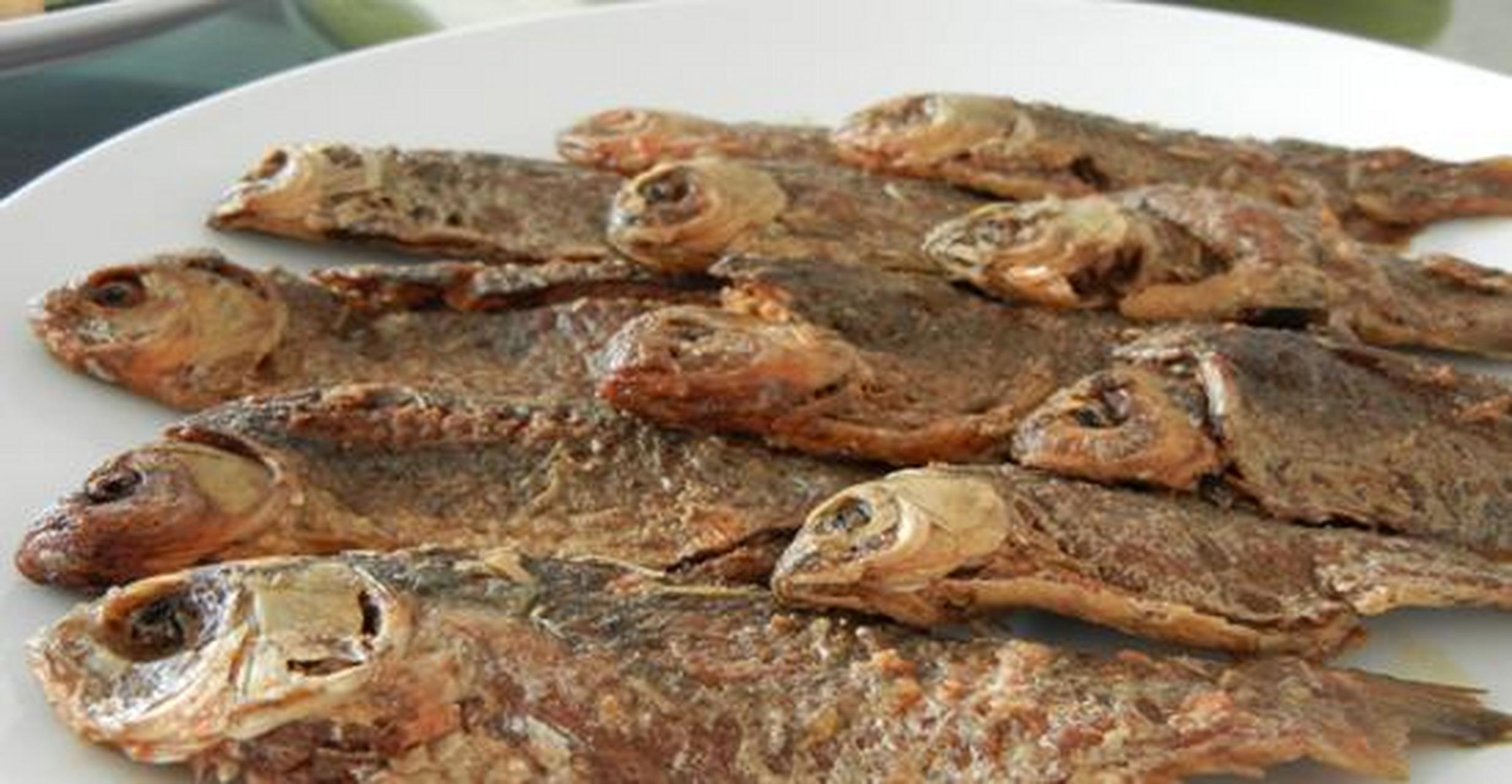 美食教程#独流焖鱼:此菜由天津独流当地所酿造的醋烧制而成,且这执鬃