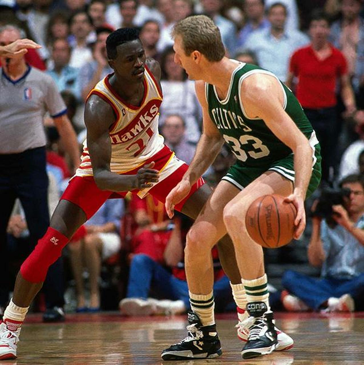 gif创作人# 当"大鸟"伯德首次在比赛中对阵威尔金斯时说道:"菜鸟,我