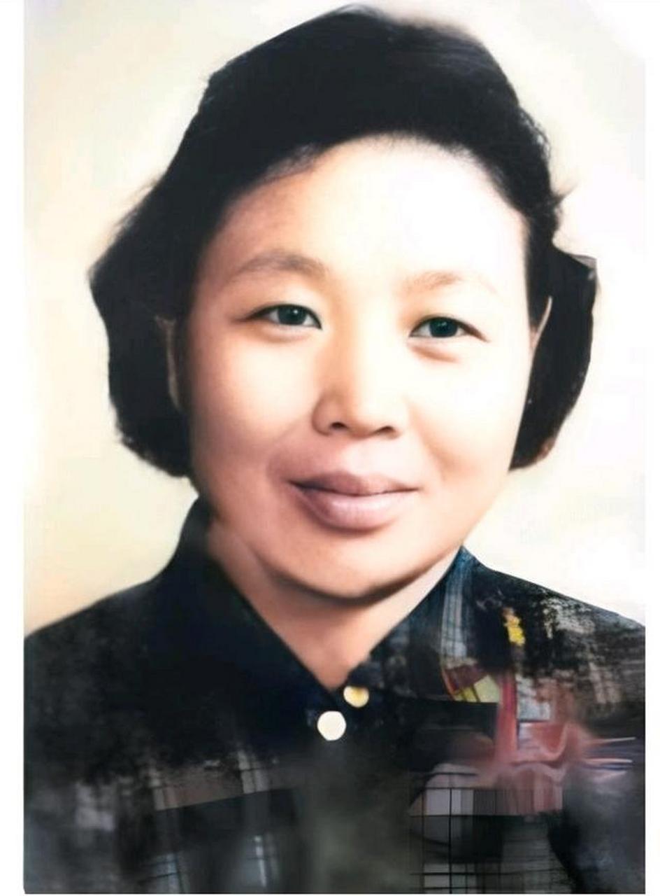 国民党女特务张春莲,隐瞒身份30年,嫁给农民生下8个孩子,临终前向丈夫