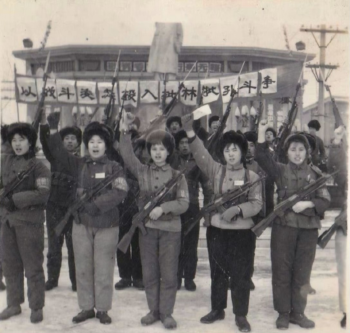 1974年,以战斗的姿态投入批林批孔斗争