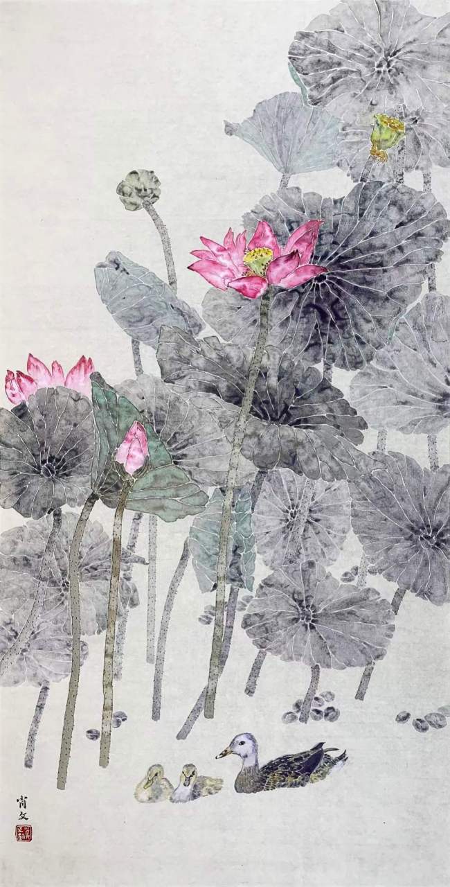 中国文艺志愿者协会会员,湖南女画家协会理事,长沙市美术家协会理事