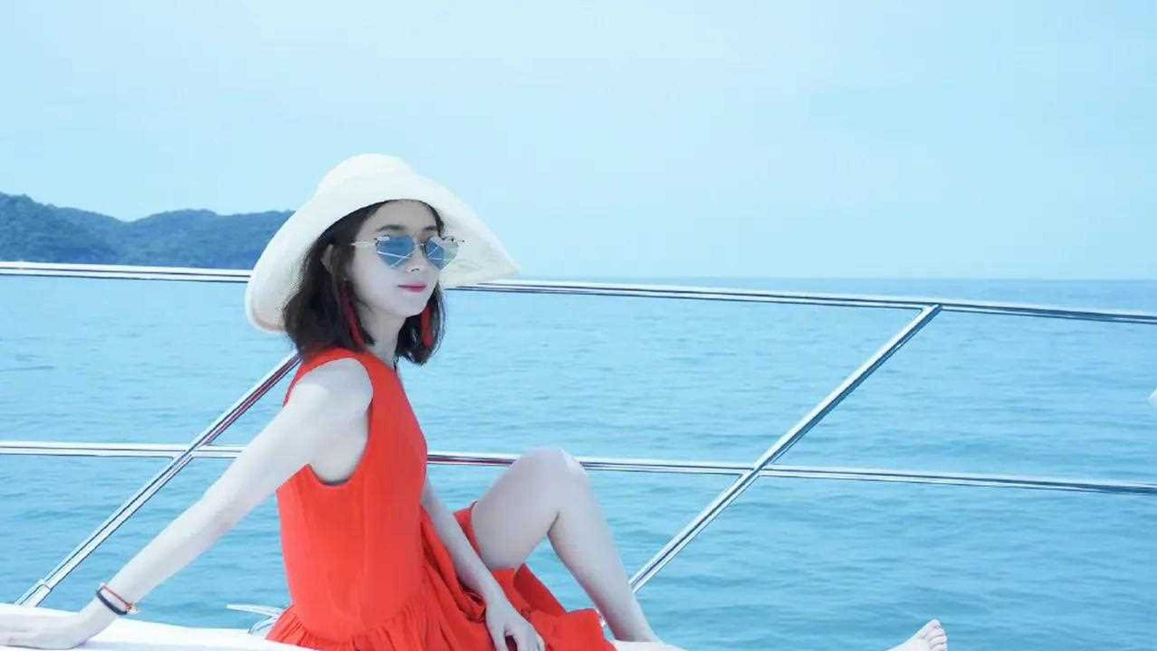 赵丽颖 [打call] 清爽性感海边写真 [已阅]