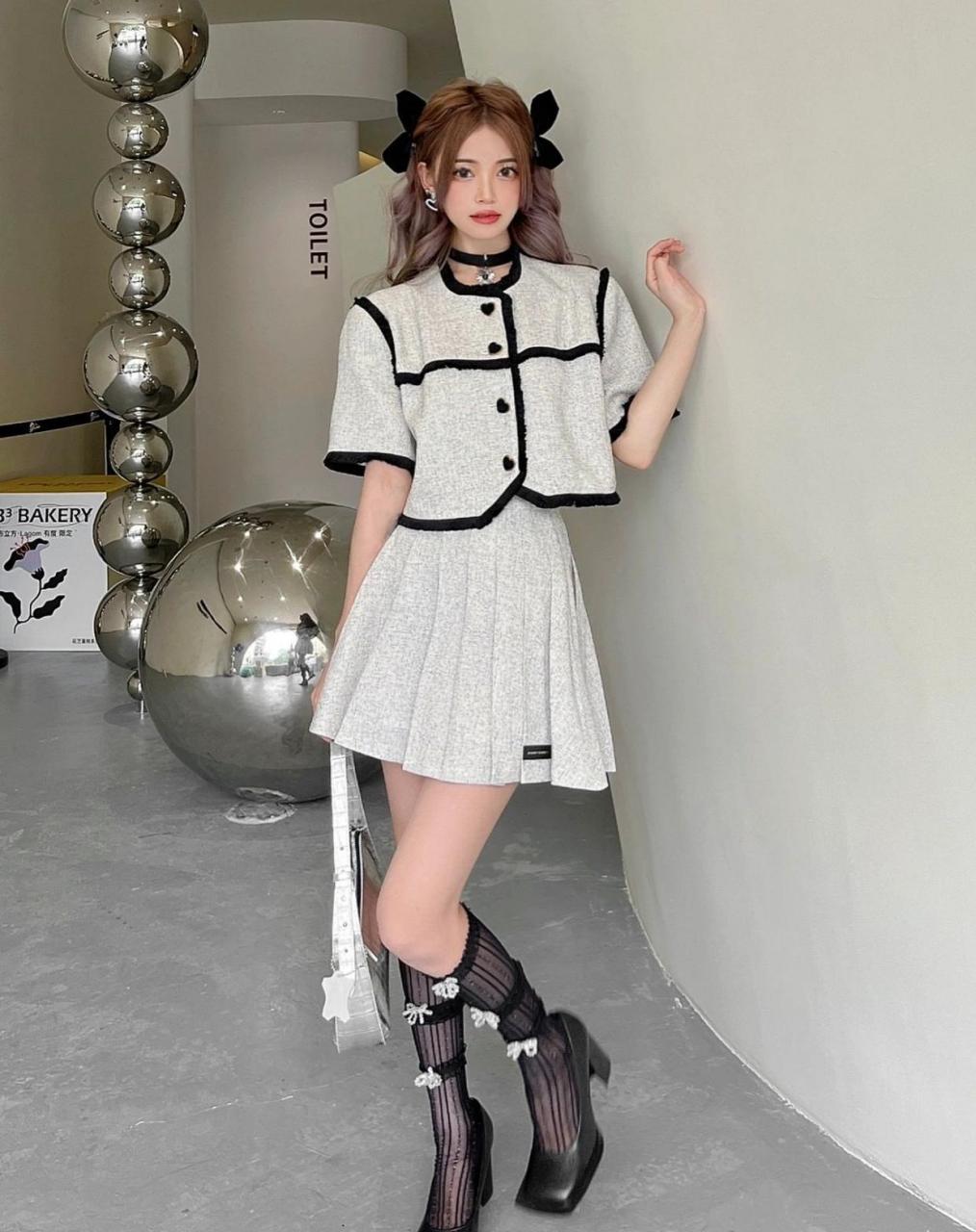 夏日韩系千金穿搭高贵甜美感轻松