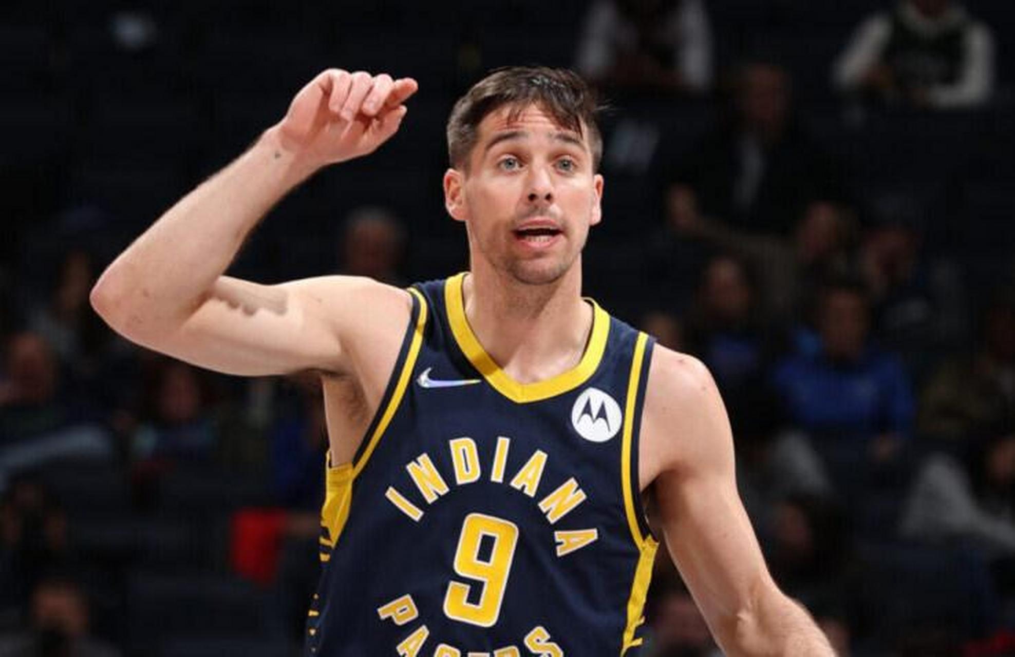 曝太阳队仍然有意后卫tj-麦康奈尔  北京时间7月25日,根据名记marc