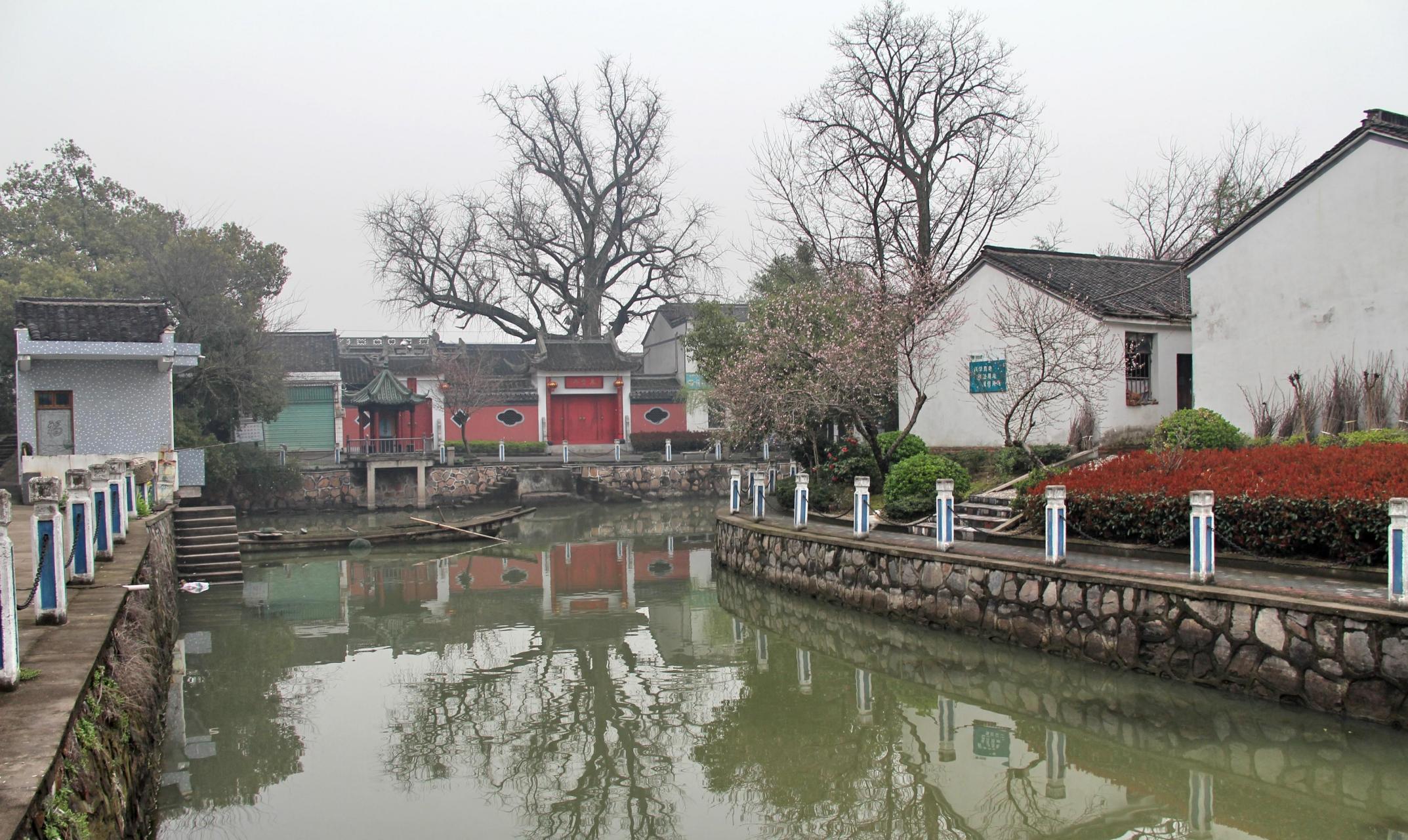 走在春風裡,吳興區八里店鎮獨市村,2013年3月17日 吳興區八里店鎮獨市