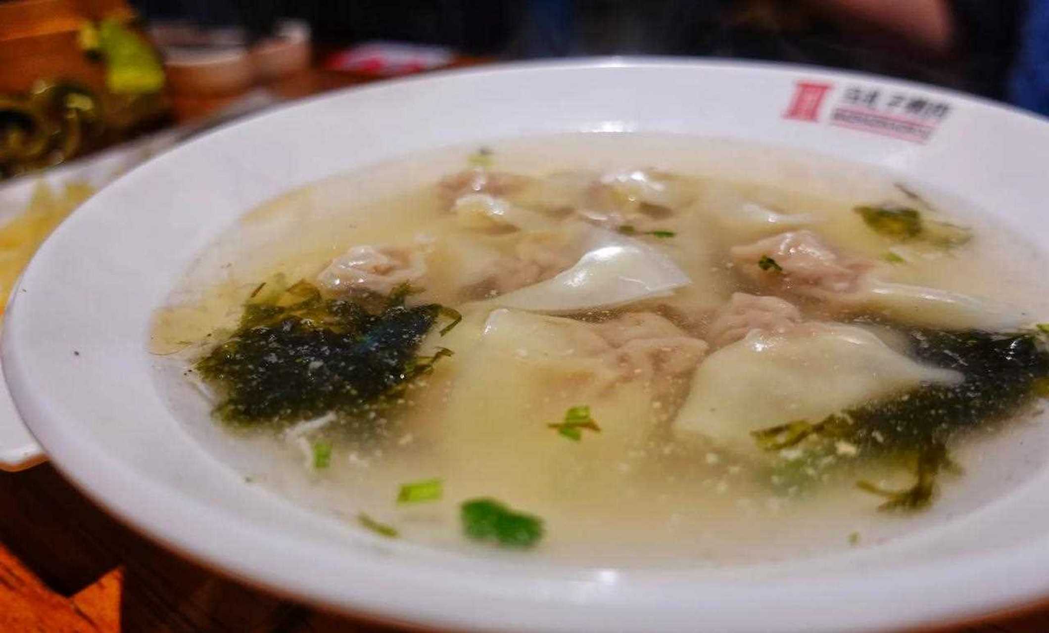 【马扎子烤肉】大拇指最火的串儿店了,最火的时候马扎子都摆到门外