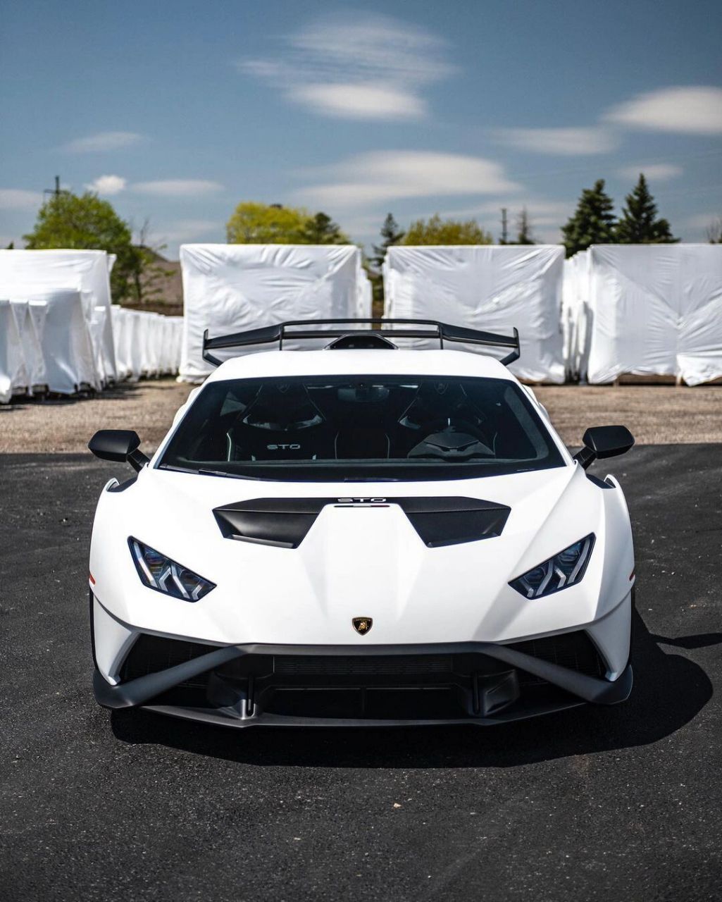 超跑界的艺术品  兰博基尼huracan sto,这款超级跑车不仅是兰博基尼的