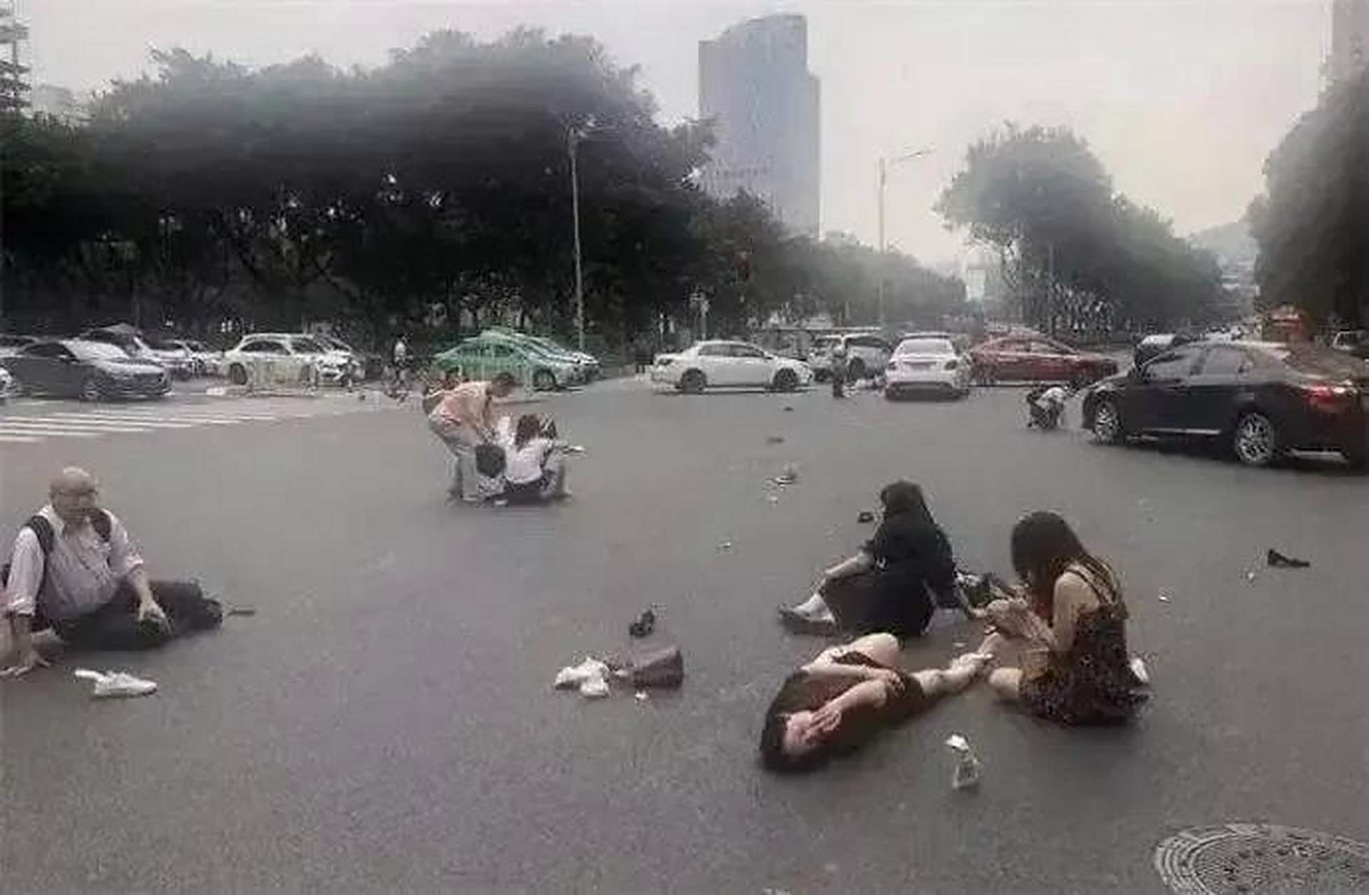 然而,现场受害者家属表示,嫌犯已经提出上诉.