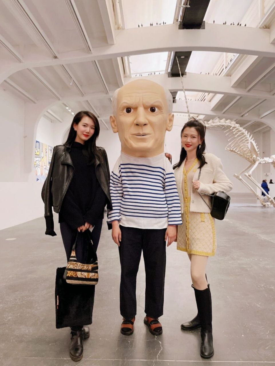 莫瑞吉奥·卡特兰的《最后的审判》 很荣幸收到ucca尤伦斯的邀请,与我