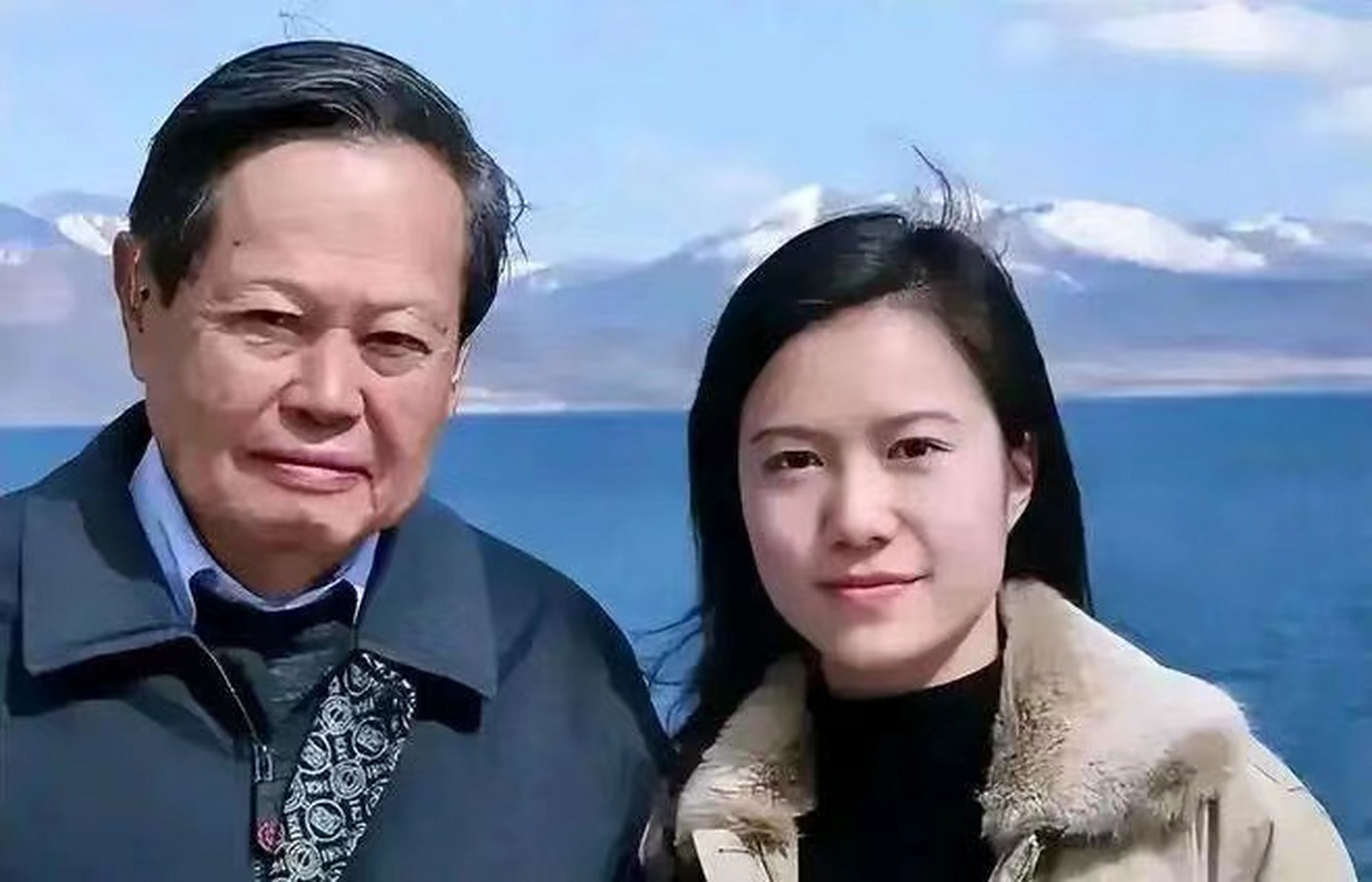 03年翁帆离婚后感到迷茫,写了一封信给杨振宁,开启了两人的爱情