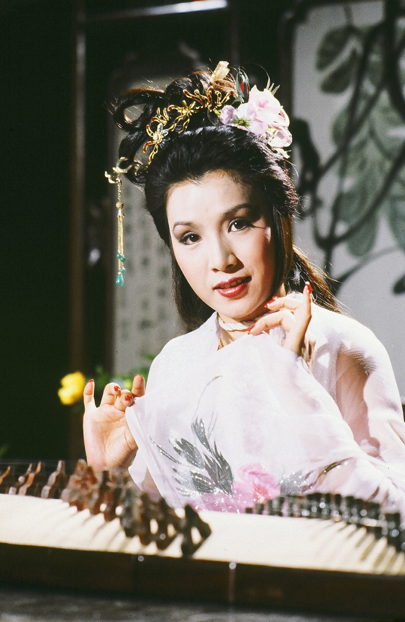 【姚炜的tvb代表作《无双谱》,古装同样美艳动人】 《无双谱》是1981