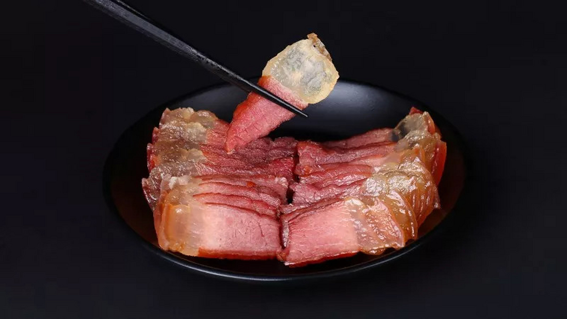 来定西必吃的美食 陇西腊肉:其地旧属巩昌府,又称巩昌腊肉.