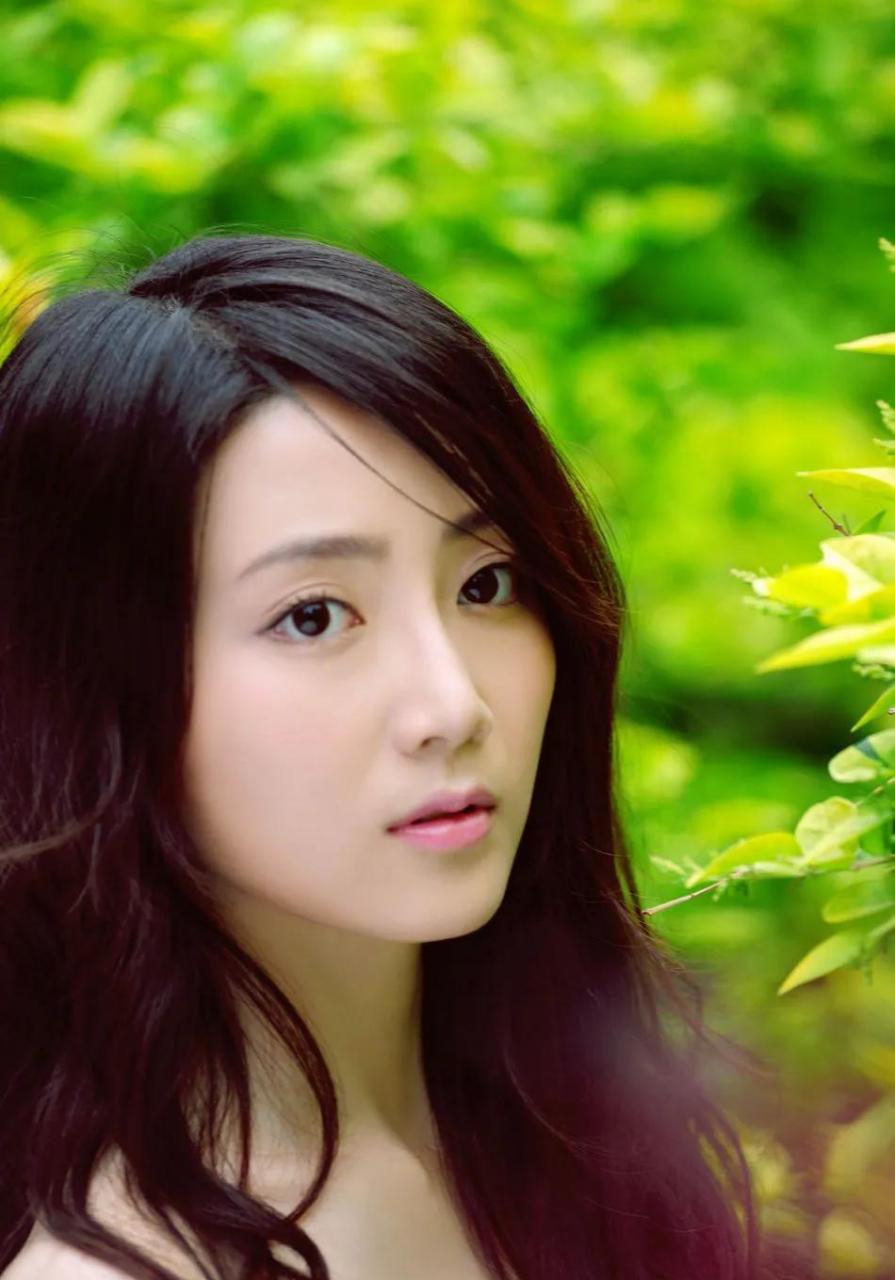 女星王萌黎惊艳瞬间