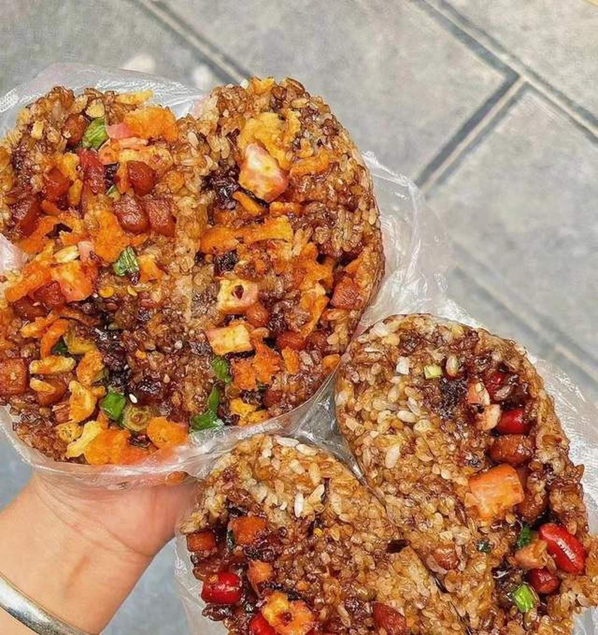 图一,贵州的朋友吃早餐 图二,山西的朋友吃早餐 图三,陕西的朋友吃