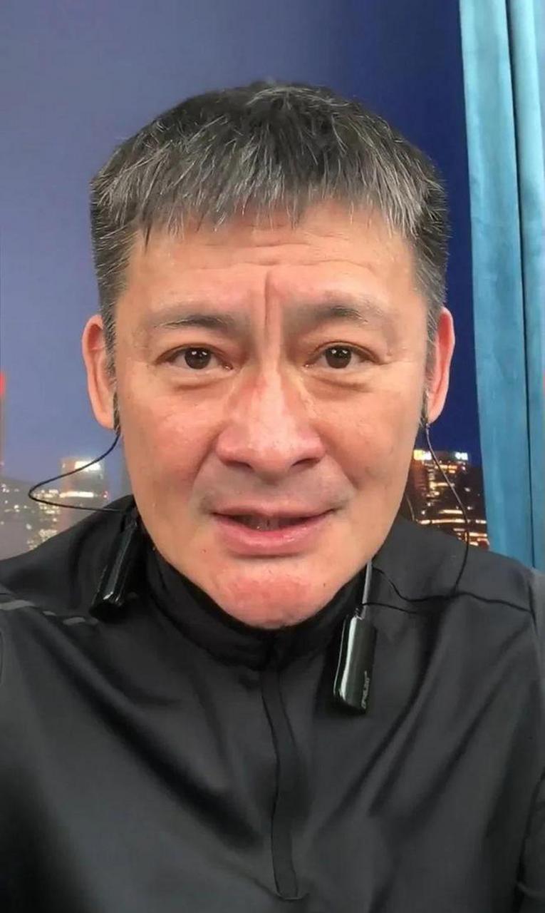 近日,知名演员景岗山接受采访回忆起自己的拍戏经历,其中提到了当年