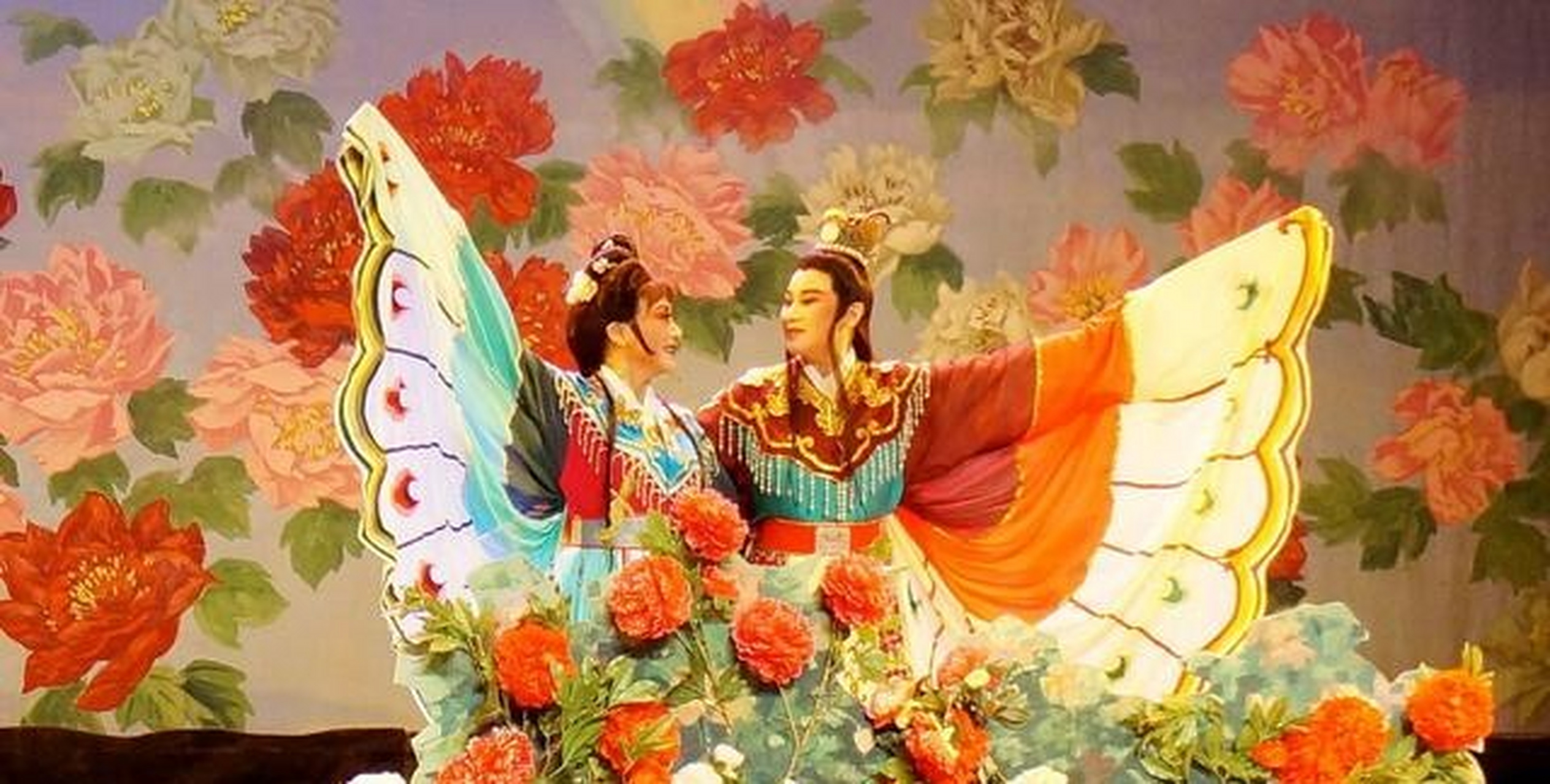 梁祝化蝶是一个美丽凄婉,虐心动人的爱情故事,在众多有关梁祝的影视