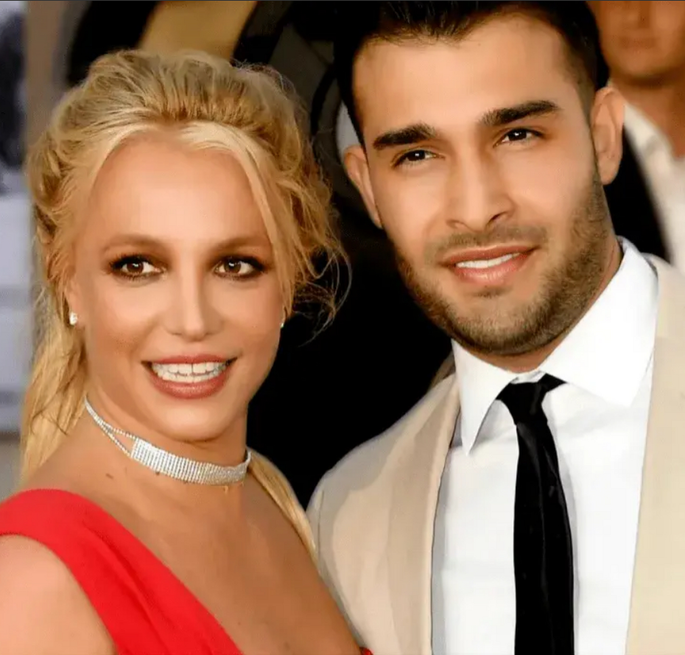 布兰妮和丈夫的离婚传闻让众多歌迷和关注者感到痛心.