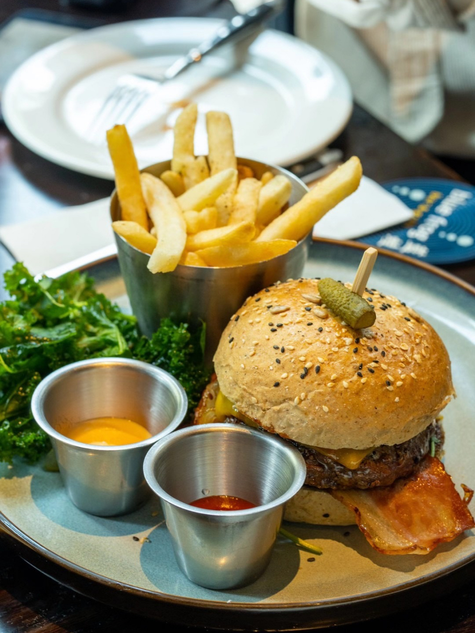 说起蓝蛙(bluefrog) 除了想到经典的汉堡还能想起什么?