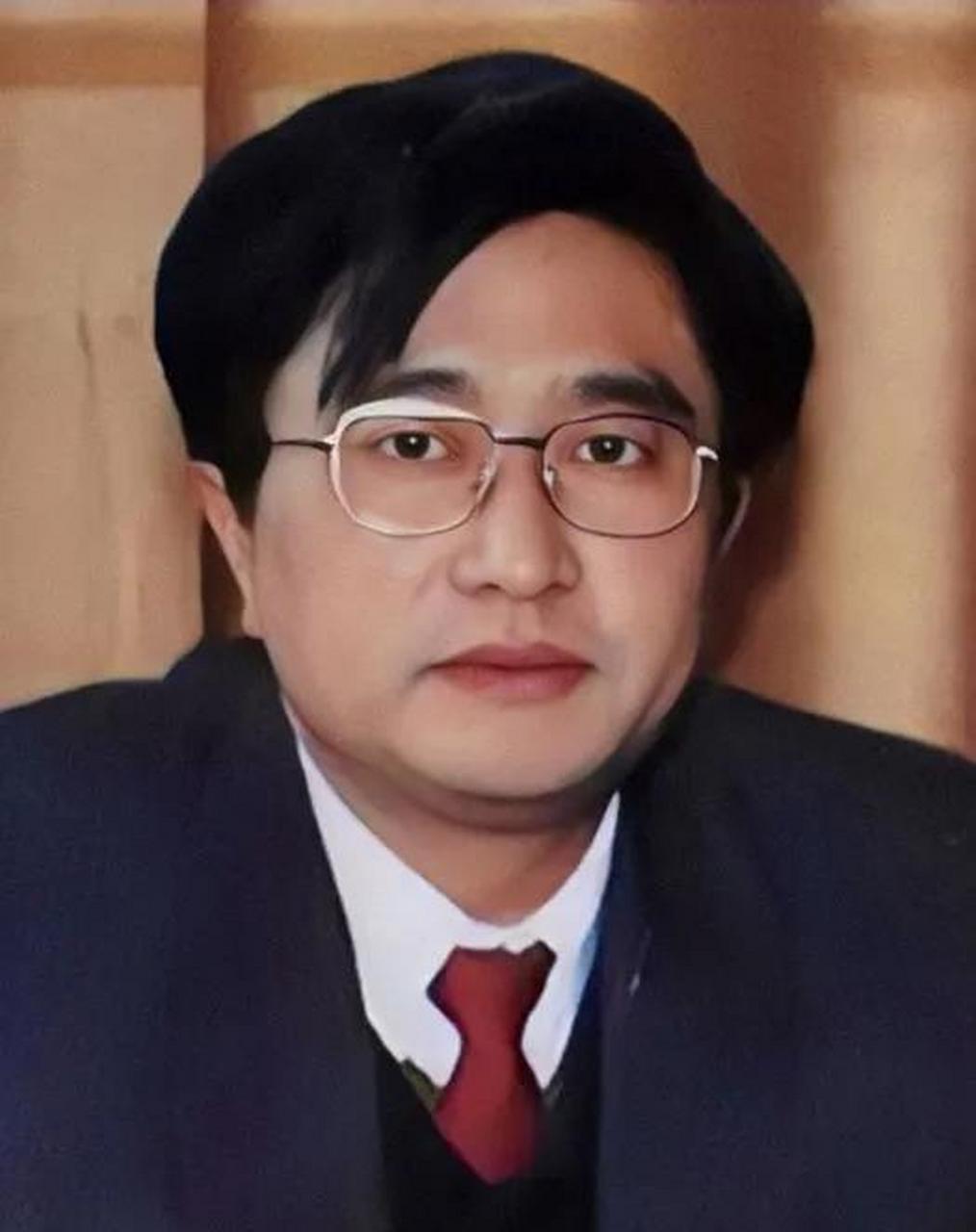 "慕马大案"中的贪官都痴迷什么 上世纪末,沈阳发生了以市长慕绥新