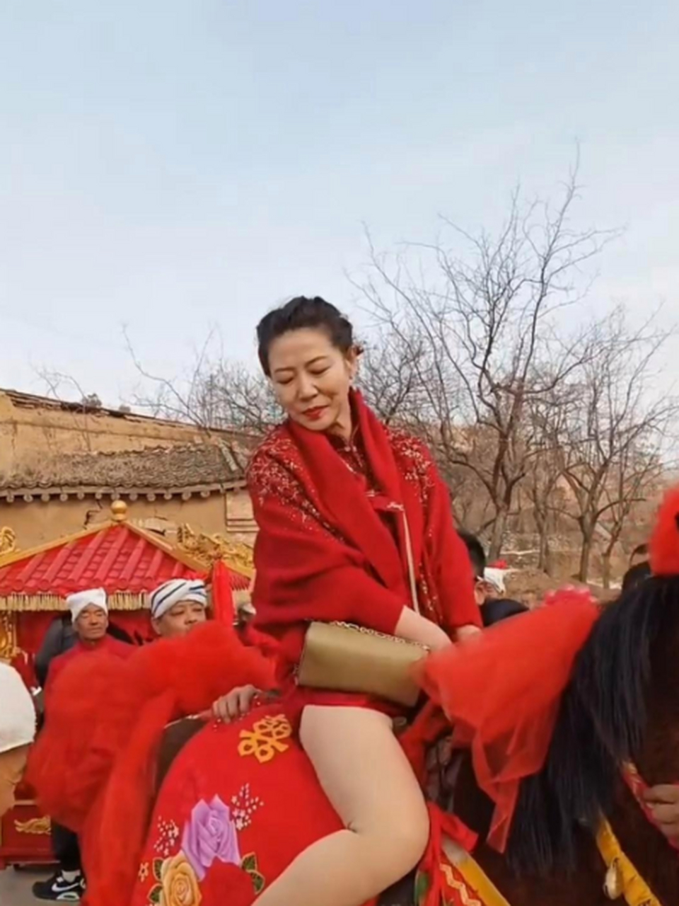 婆婆骑驴接儿媳妇.这是哪的习俗啊