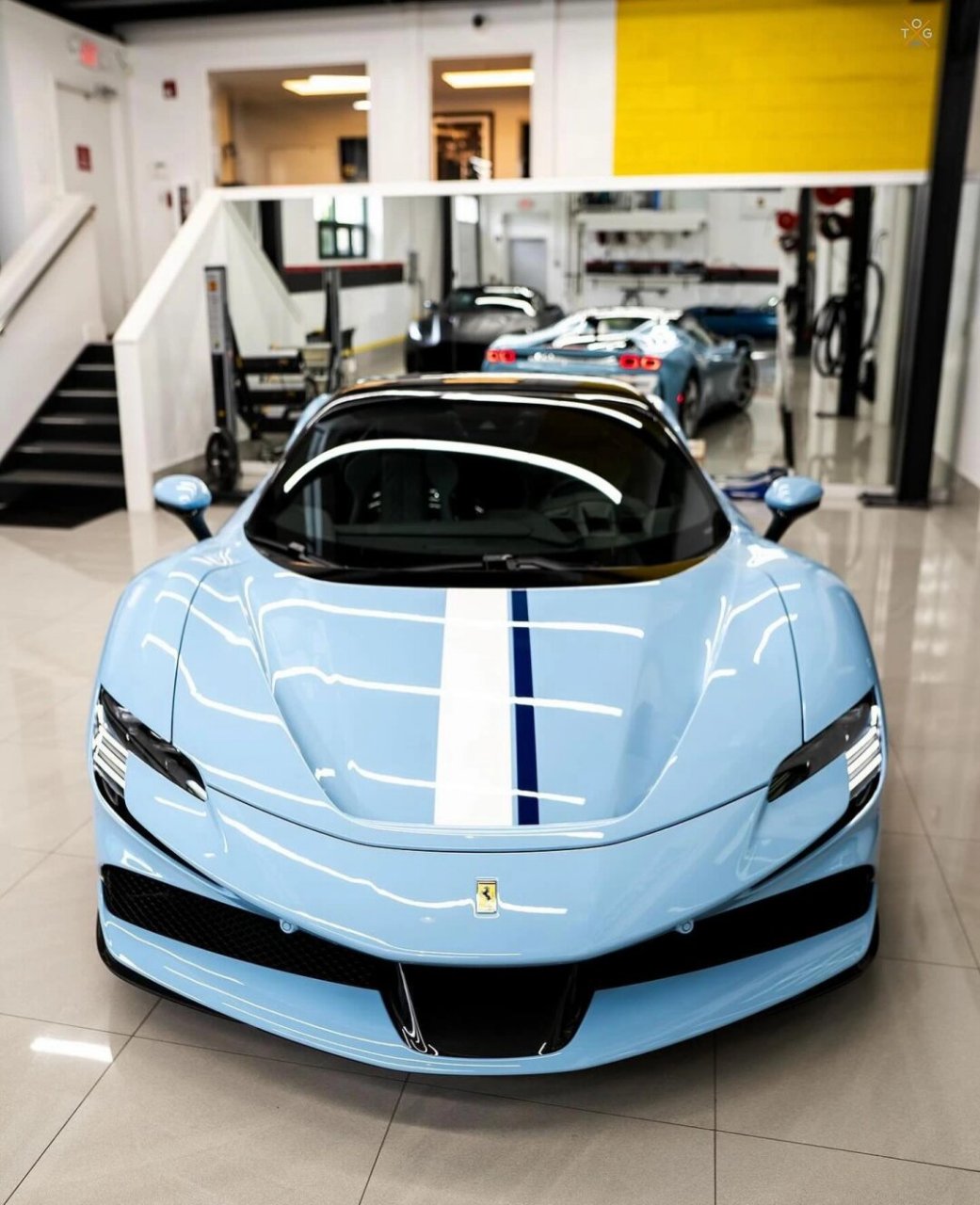 baby blue小清新tailor made sf90 spider  法拉利sf90是一款超级跑车