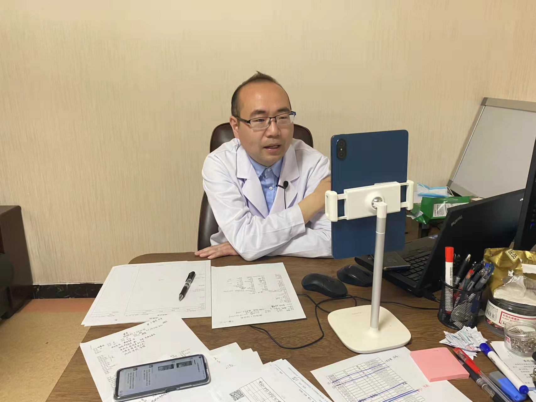 包含西苑醫(yī)院黃牛跑腿掛號(hào)輕松搞定！的詞條