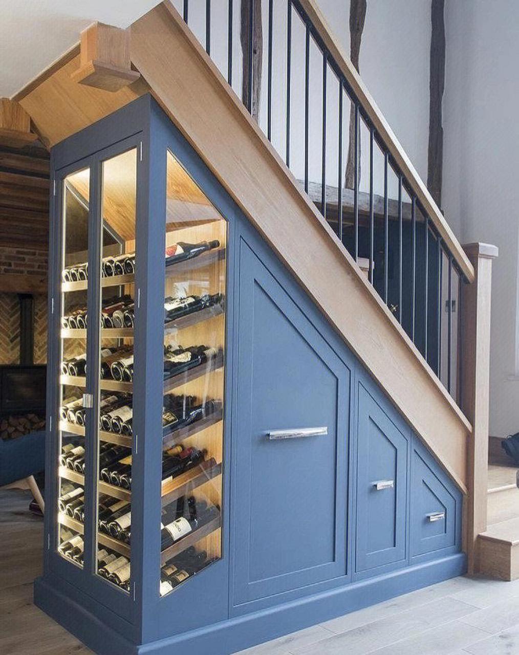 楼梯下面的柜子怎么做?分享一些参考案例给你[微风]