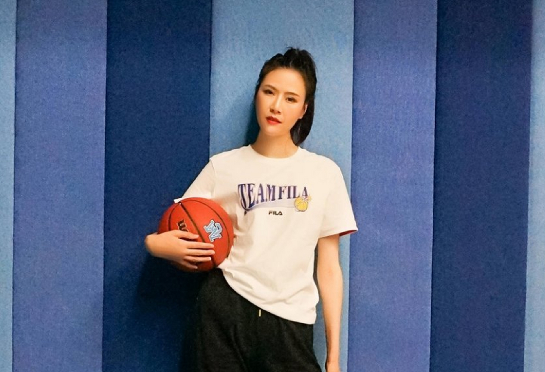 最美运动女神# 前女篮国手许诺,打篮球的女孩极具魅力!