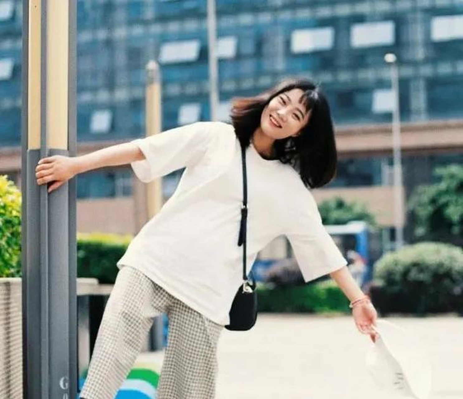 一个又飒又美又坚定的姑娘[失望] 他是梁开宇一个心灵手巧且内心强大