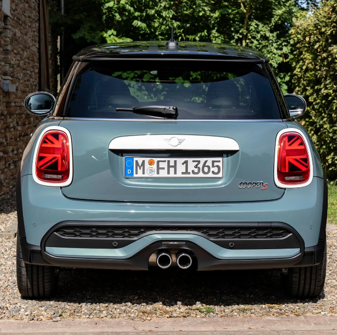 这款宝马mini cooper弧光限量版,简直太炫酷了!