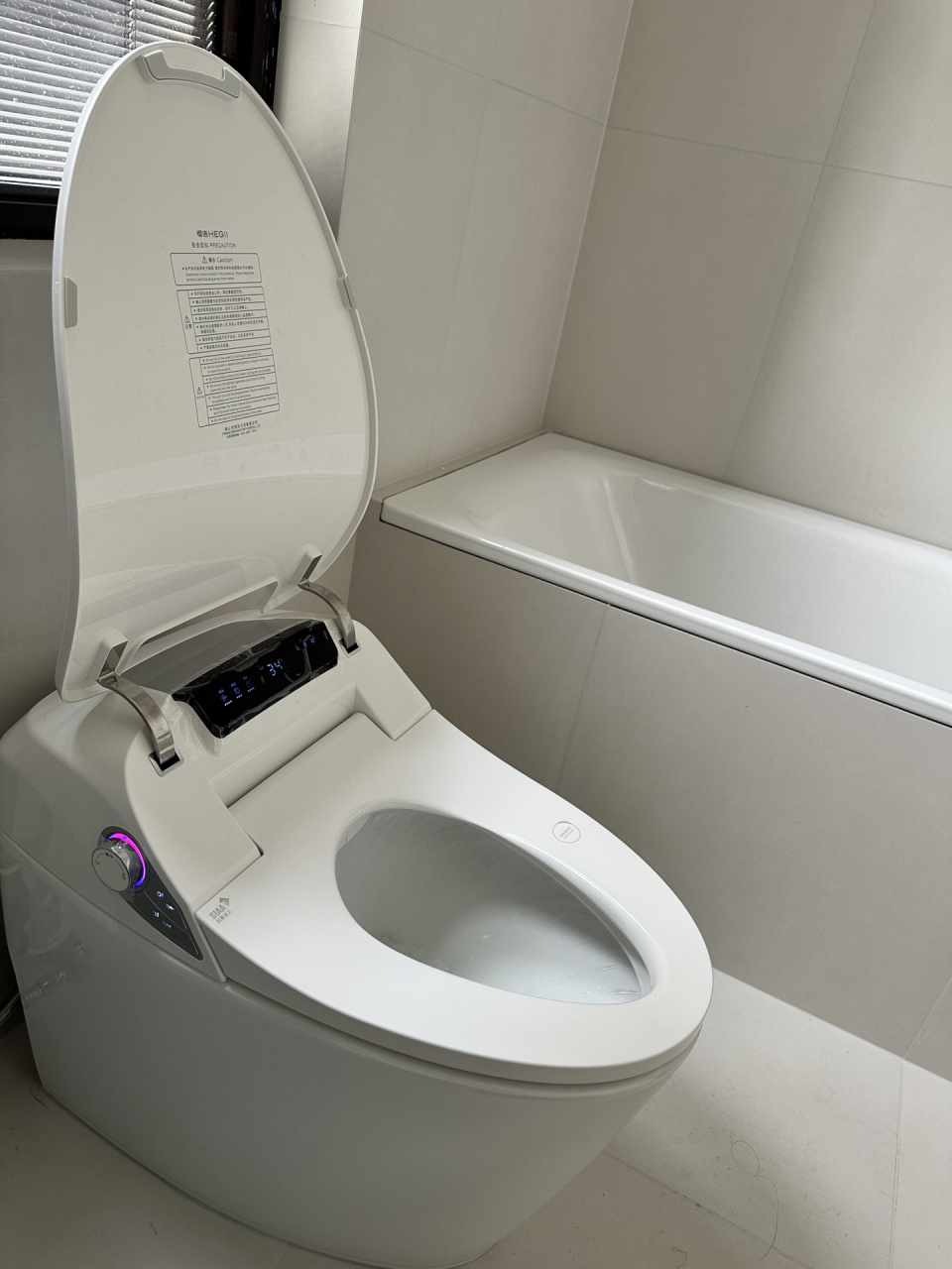 没用之前不知道有多香,用了以后:yyds!  恒洁q9智能马桶完美落地!