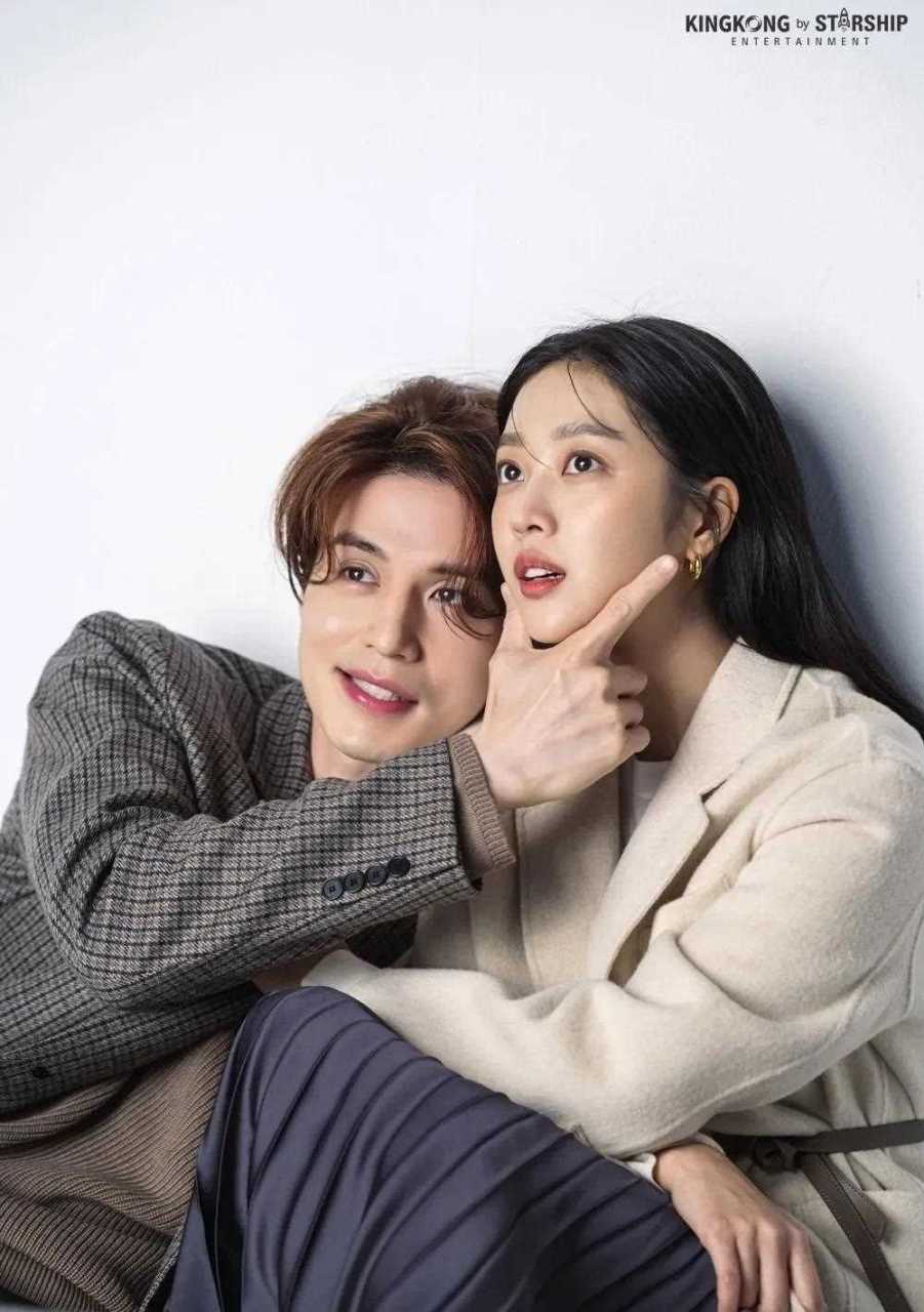 李栋旭和赵宝儿一起拍摄了情侣写真,文雅大叔和元气少女怎么看怎么